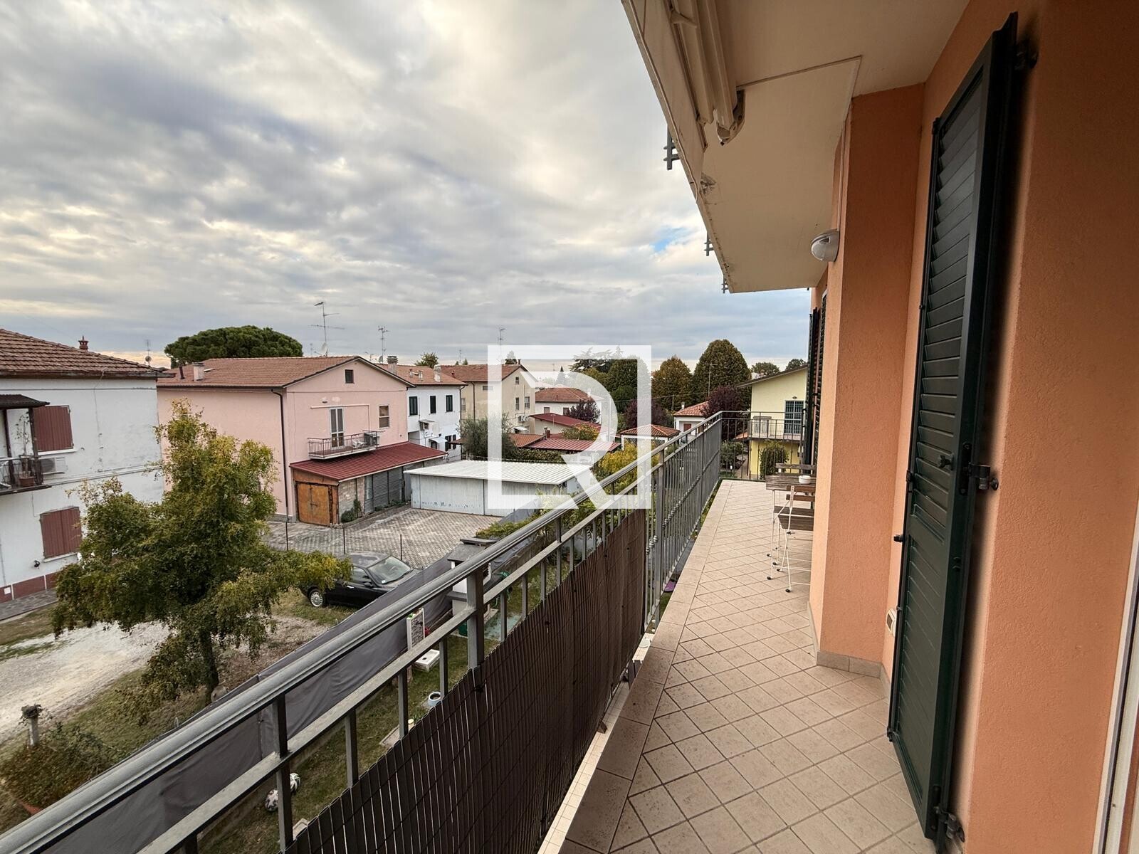 WhatsApp Image 2025-10-20 at 10.00.16 (1)