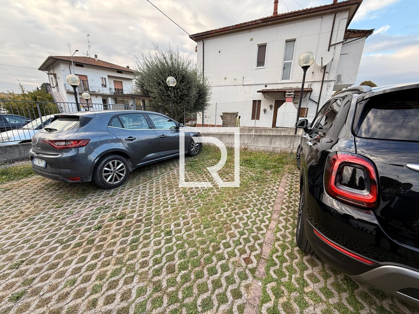 WhatsApp Image 2025-10-20 at 10.00.12 (3)