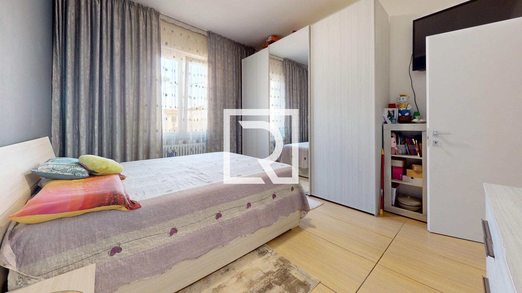 TRILOCALE-PIANO-PRIMO-CON-CANTINA-E-GARAGE-Bedroom 1