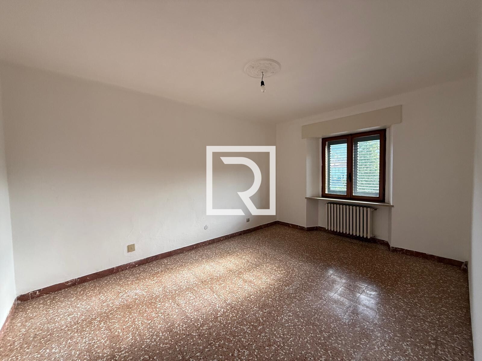 WhatsApp Image 2025-10-21 at 17.18.40