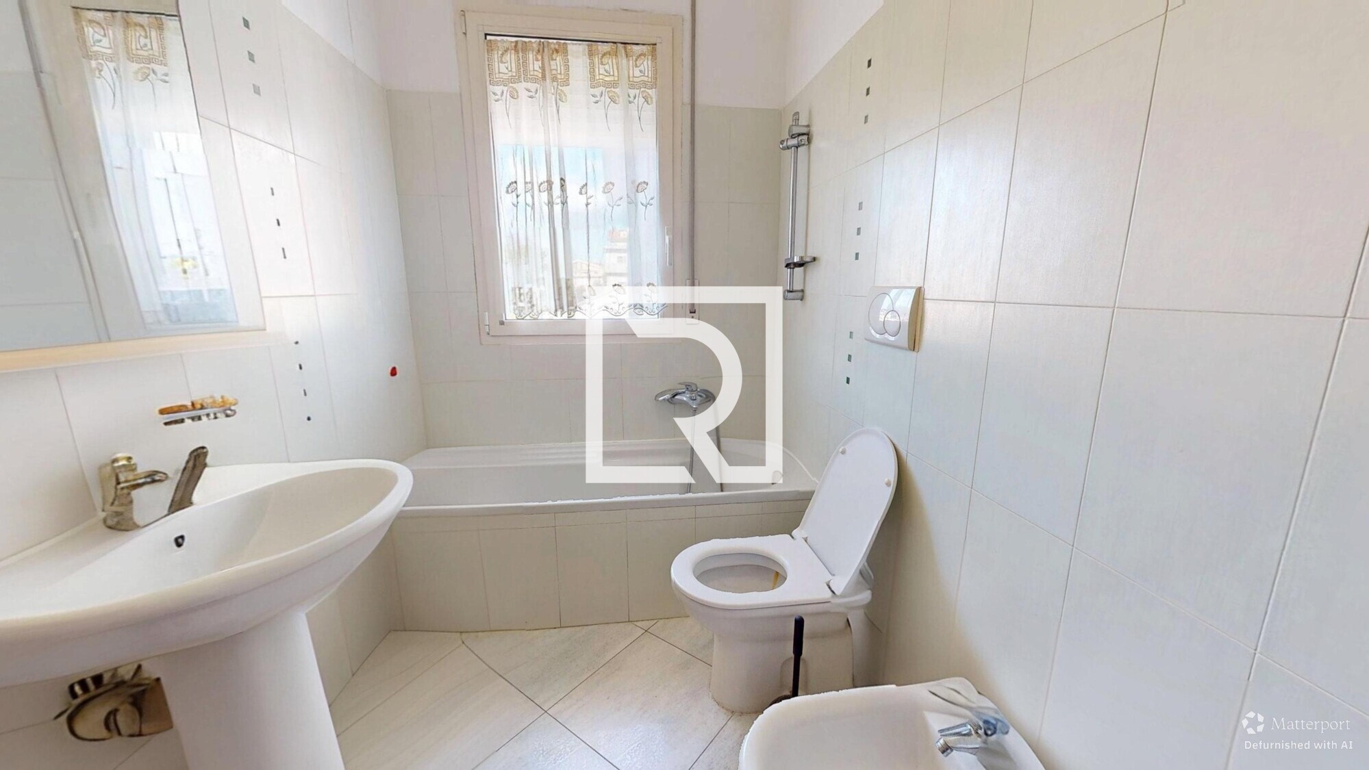 Viserba-P-10222025_100812_defurnished