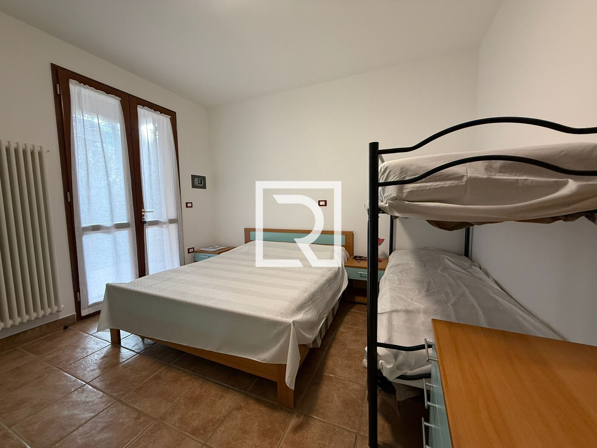 WhatsApp Image 2025-12-12 at 15.09.50 (1)