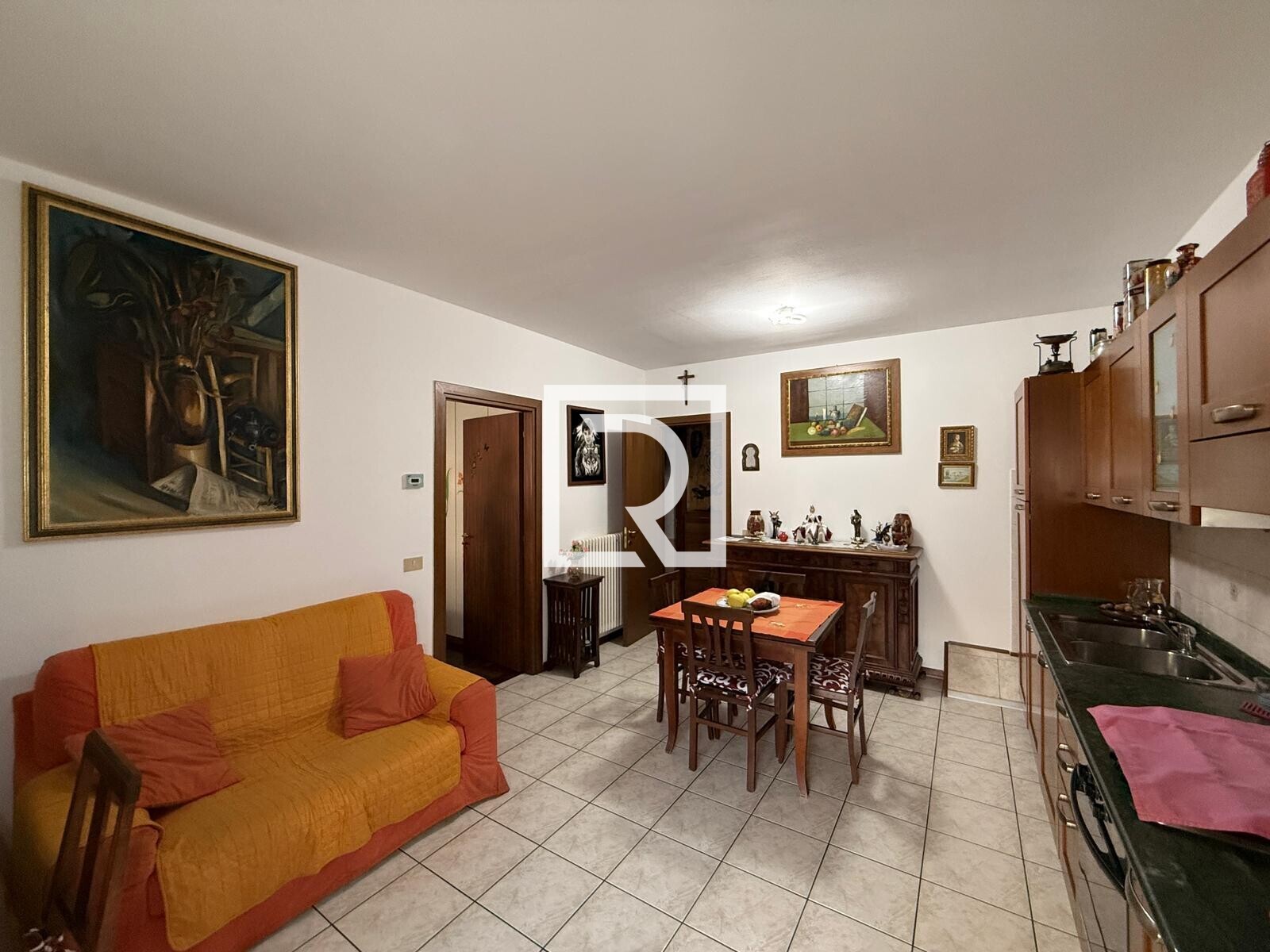 WhatsApp Image 2025-10-25 at 10.10.13 (1)