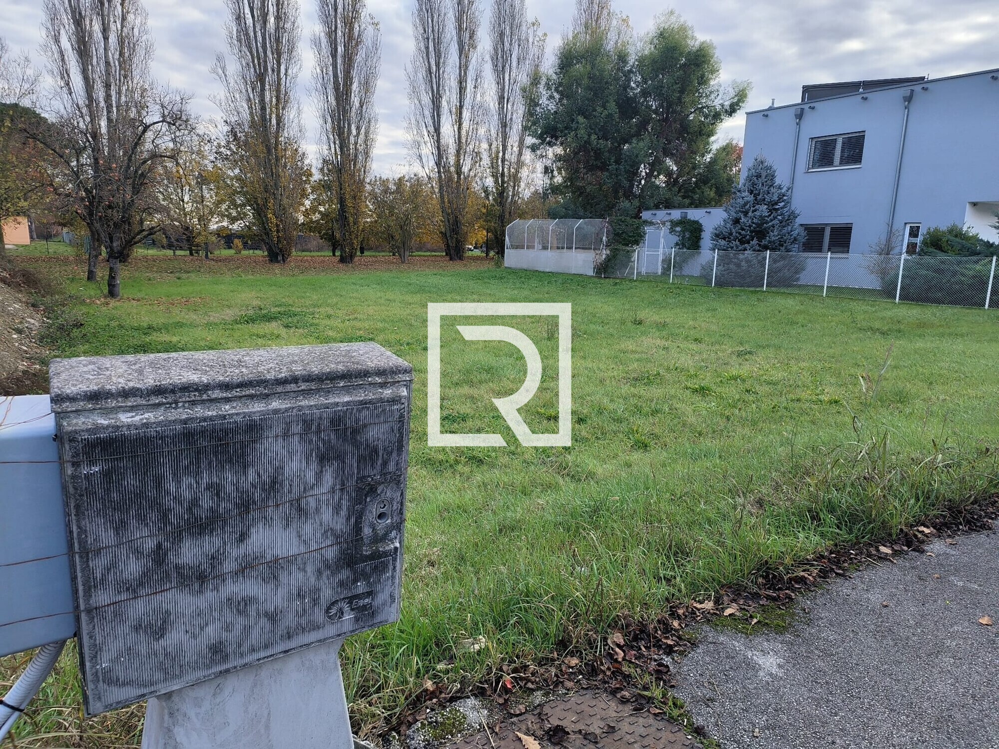 37bd1373-c340-4d25-986e-0f1ffc43edc3