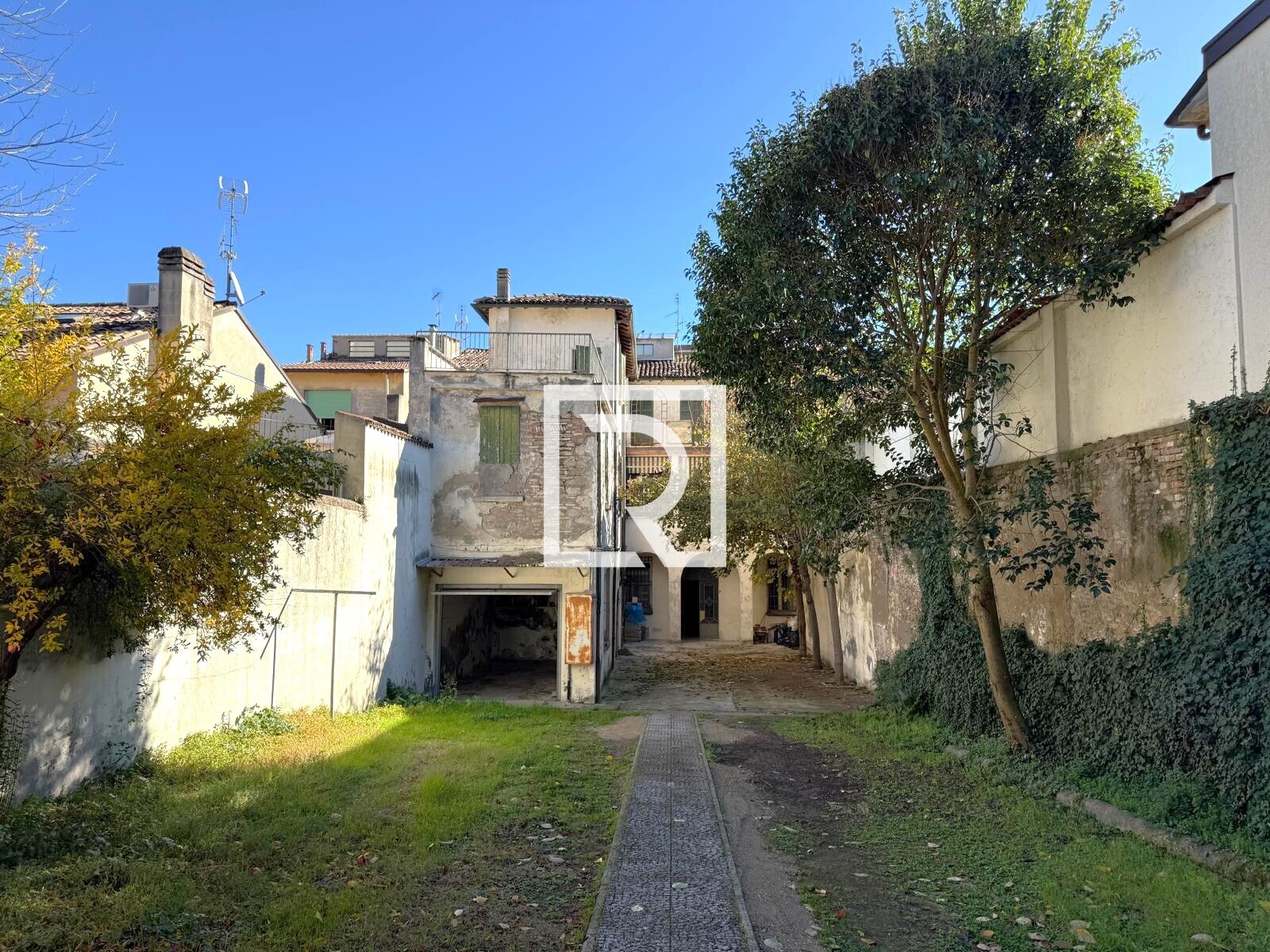 WhatsApp Image 2025-11-05 at 19.28.33 (2)