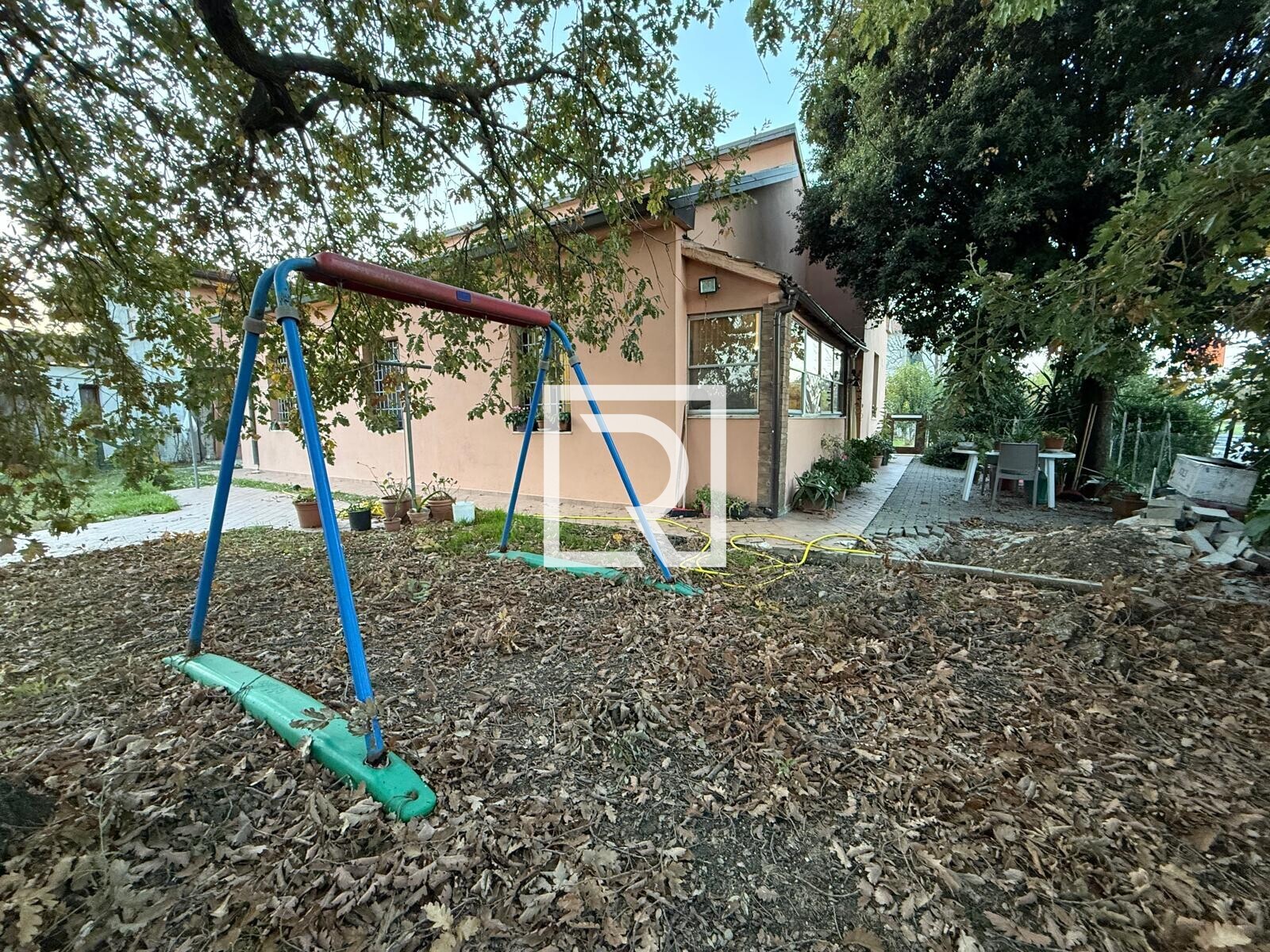 WhatsApp Image 2025-11-07 at 09.21.01 (2)