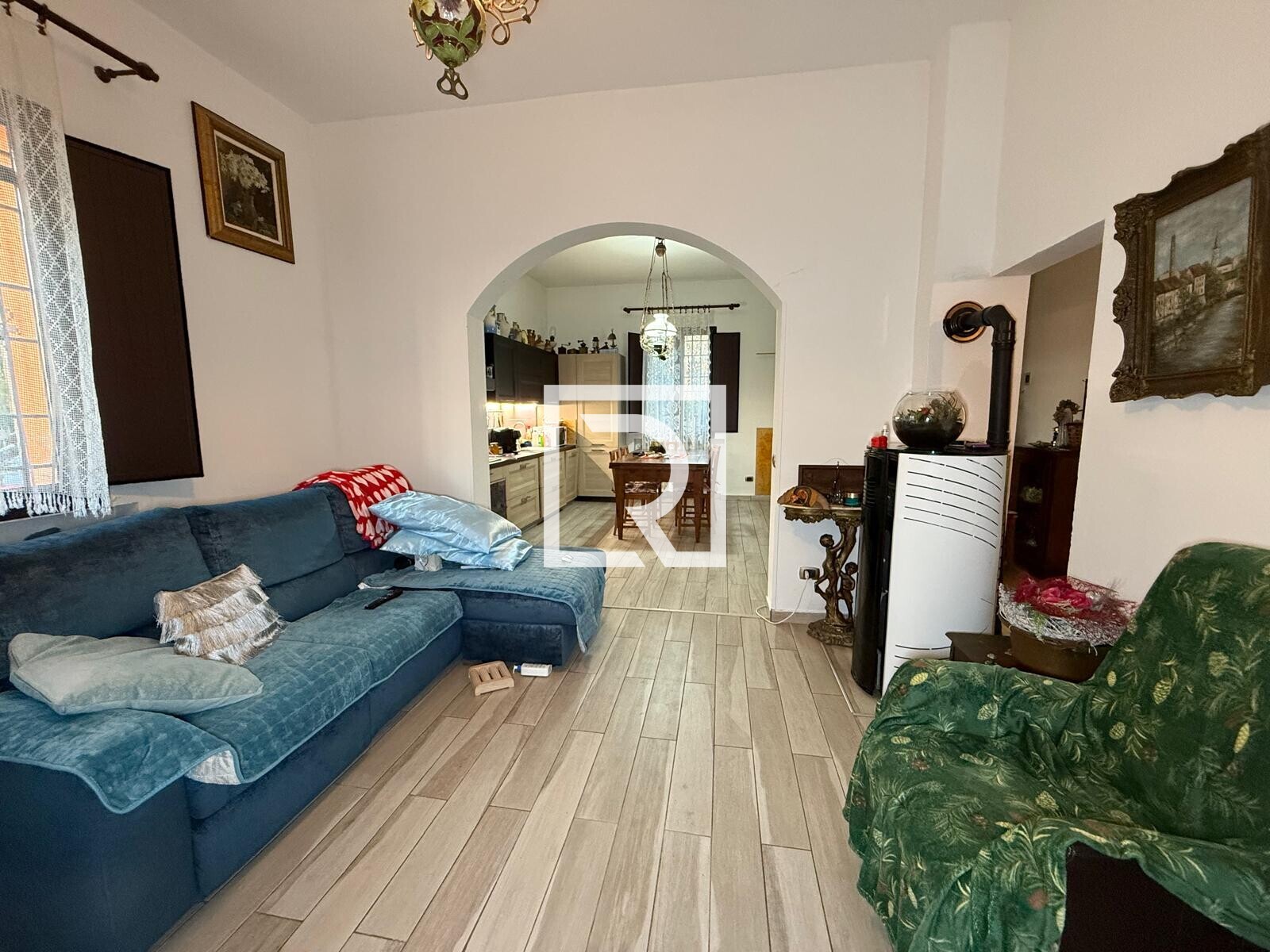 WhatsApp Image 2025-11-07 at 09.21.00 (2)