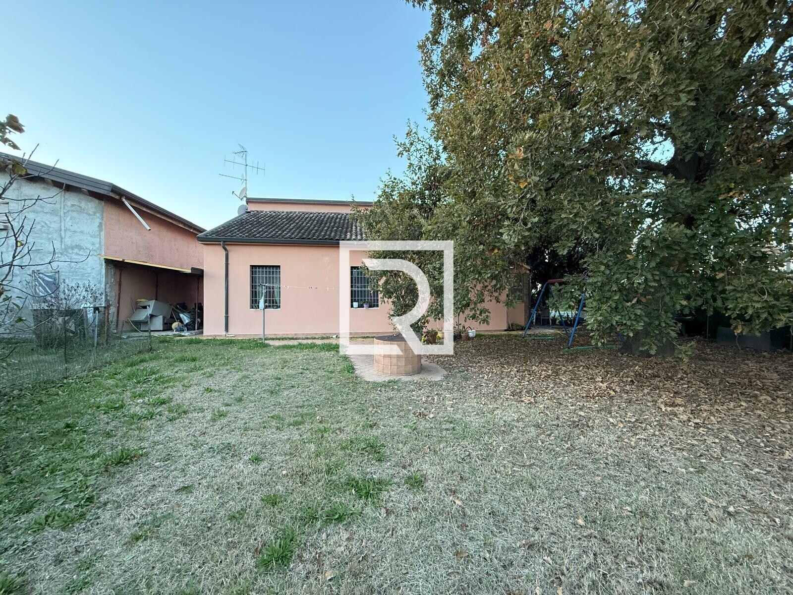 WhatsApp Image 2025-11-07 at 09.21.01 (1)