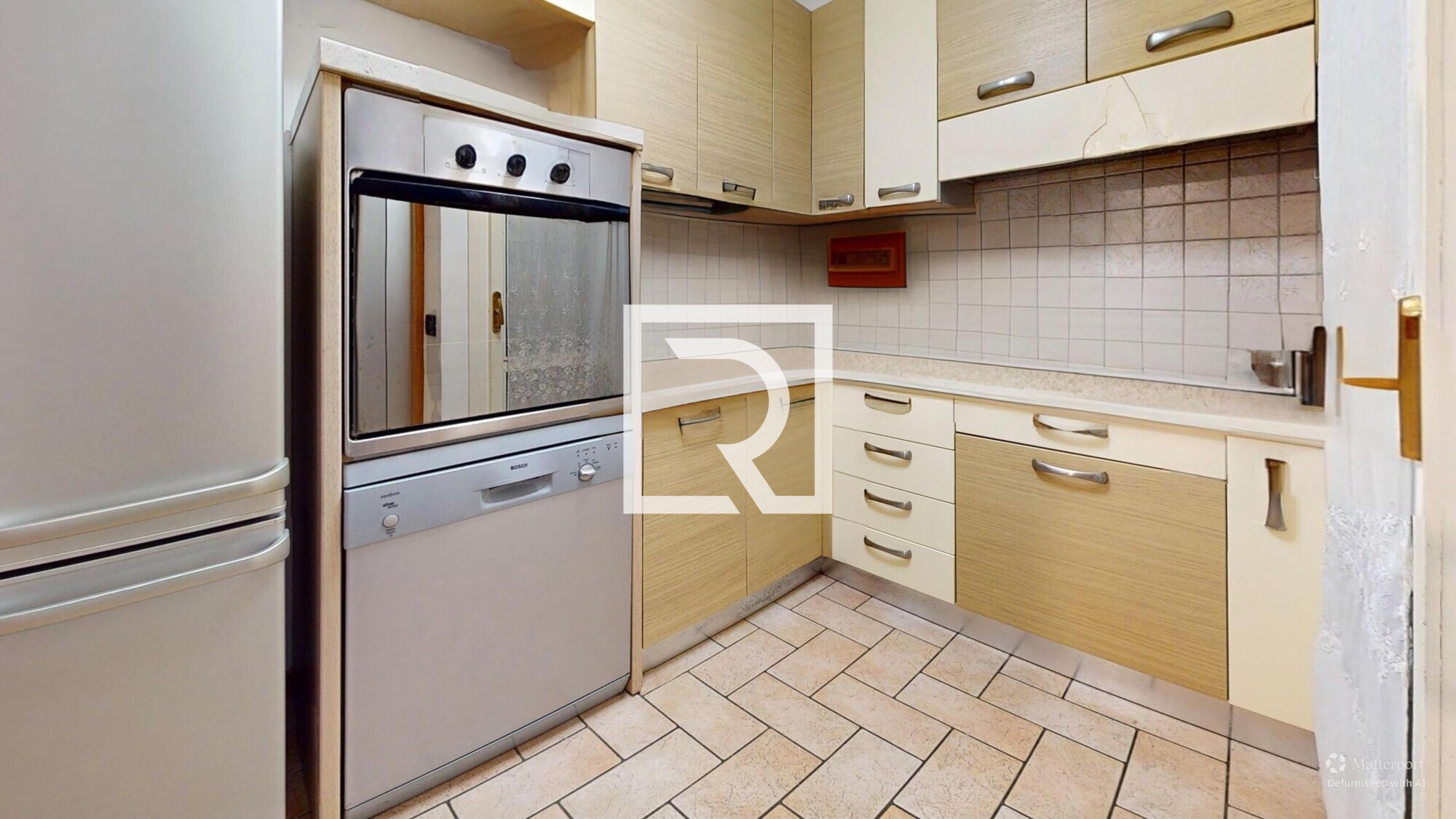 Stradone-Quadrilocale-Kitchen-Defurnished