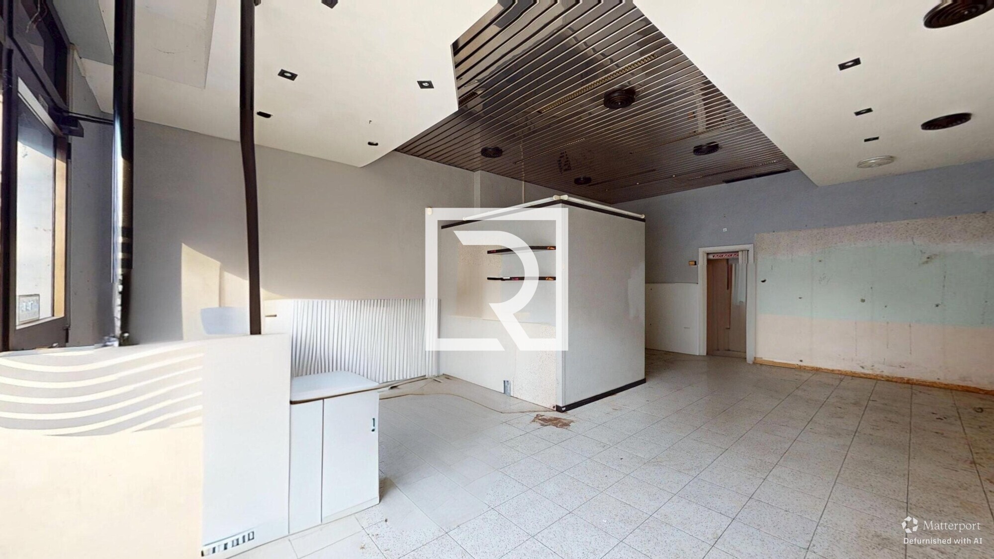 locale-commerciale-11132025_091922_defurnished