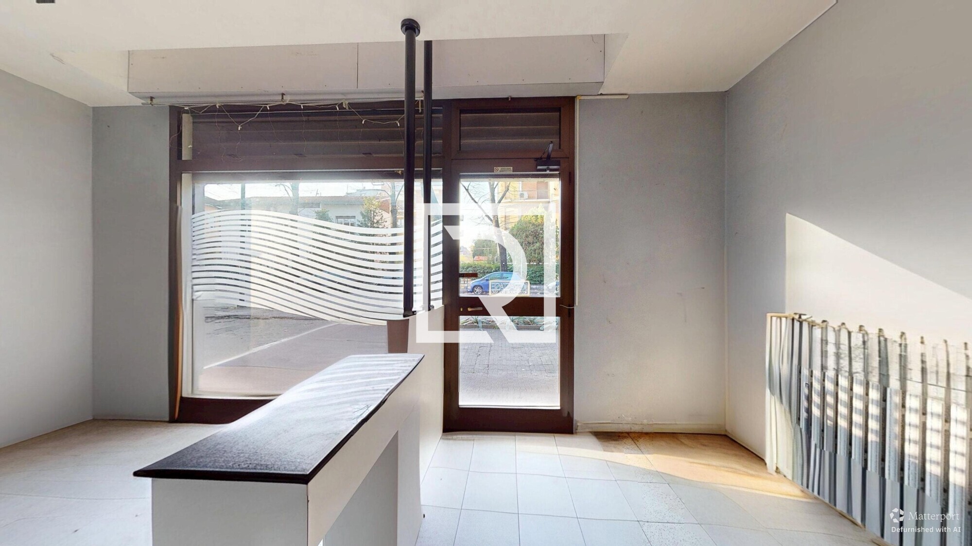 locale-commerciale-11132025_091953_defurnished