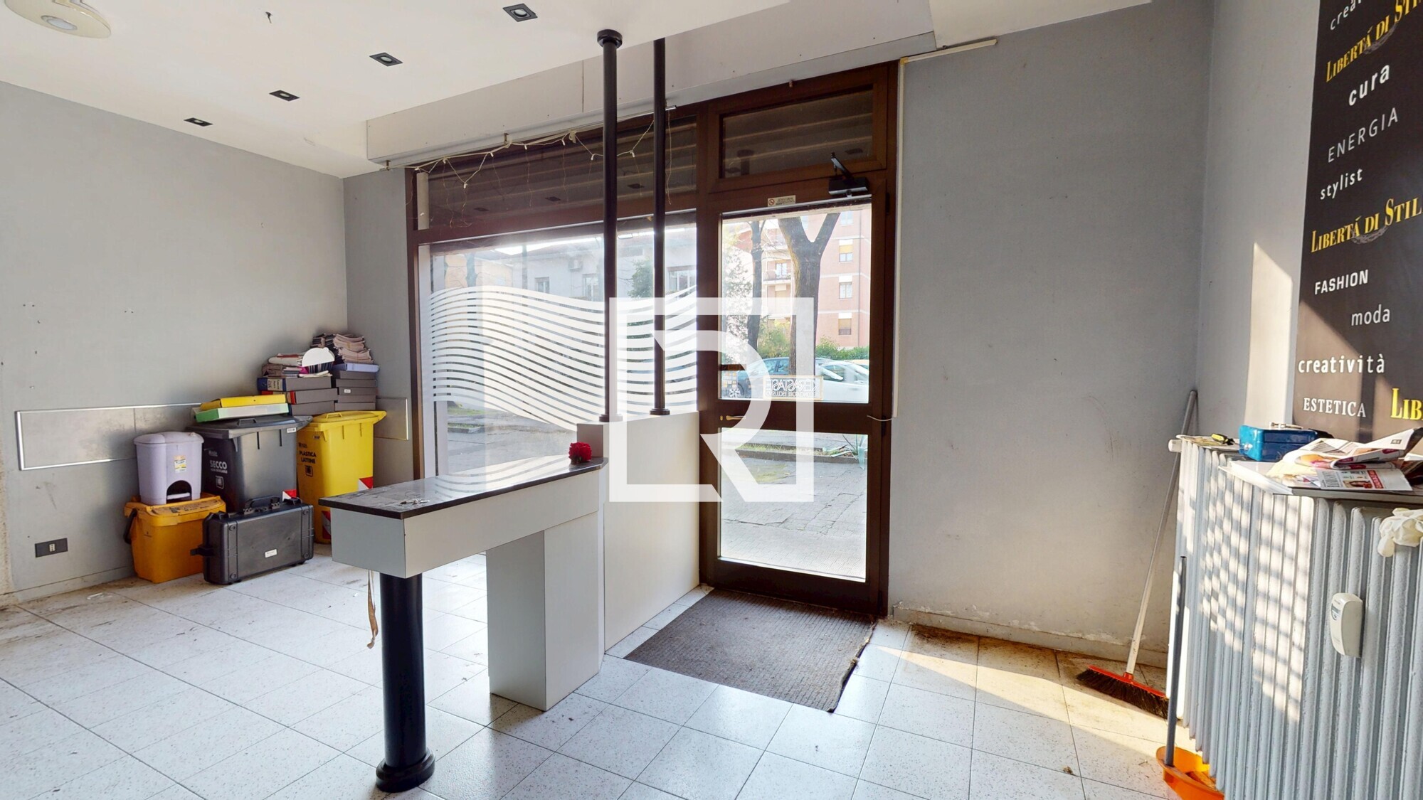 locale-commerciale-11132025_091310