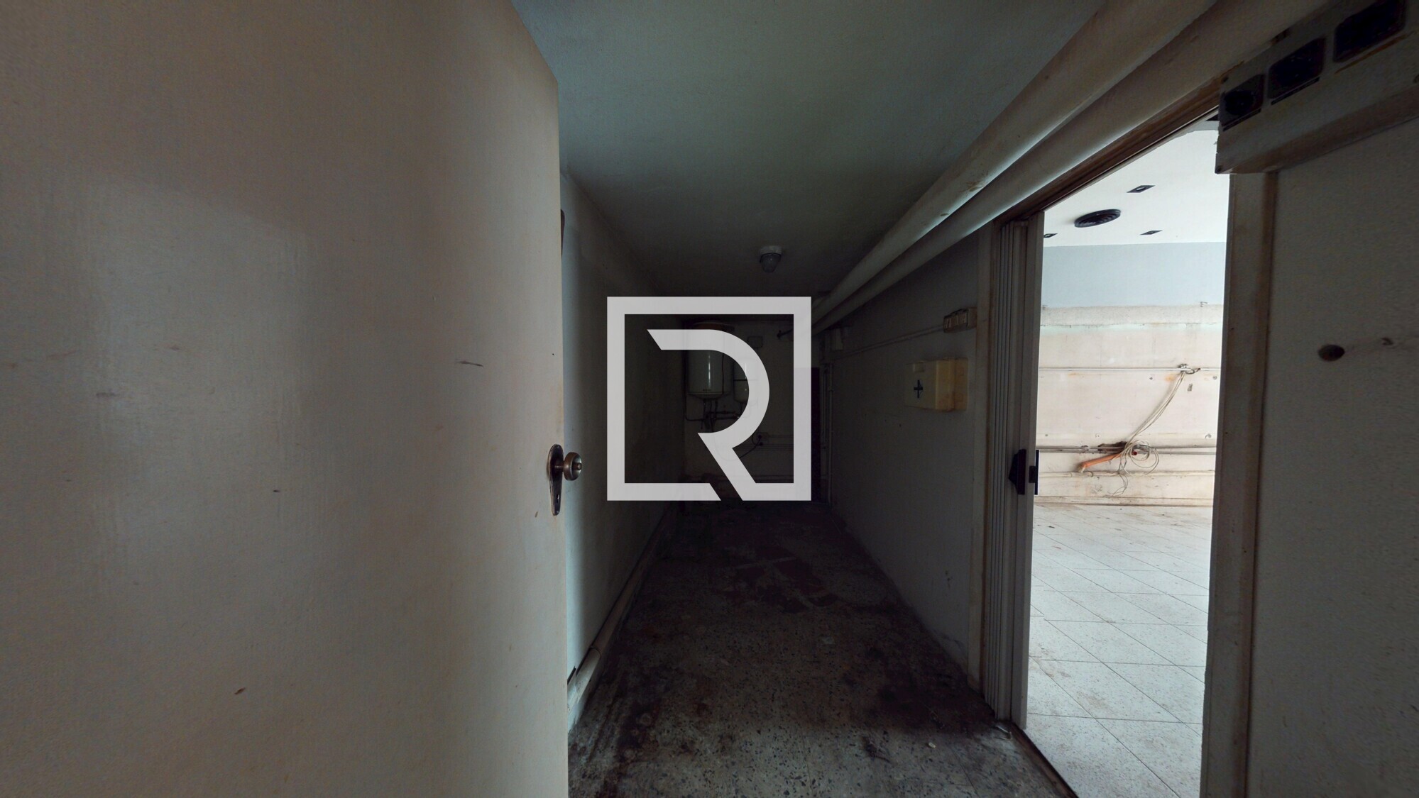 locale-commerciale-11132025_091603