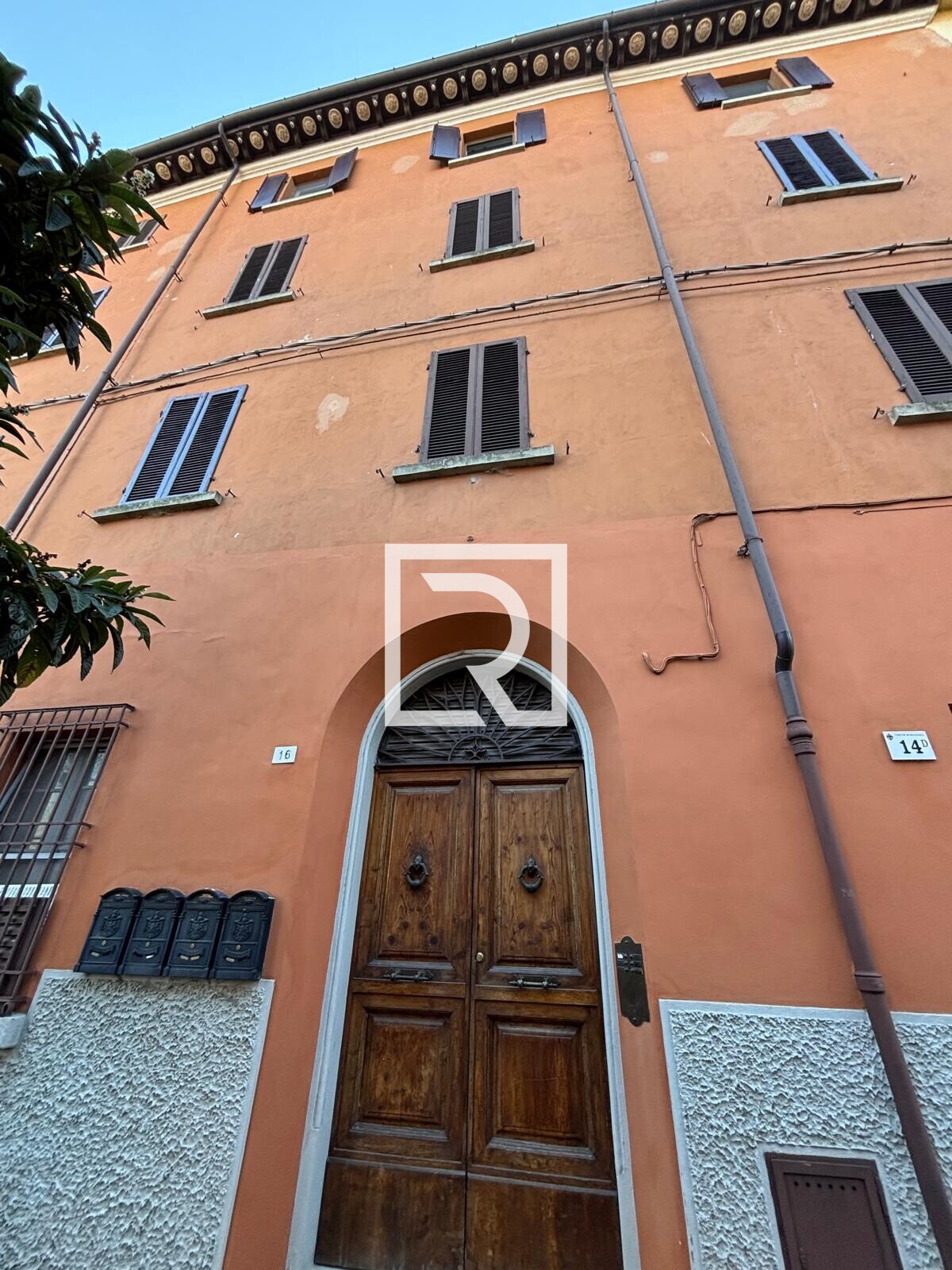 WhatsApp Image 2025-12-15 at 16.02.32 (1)