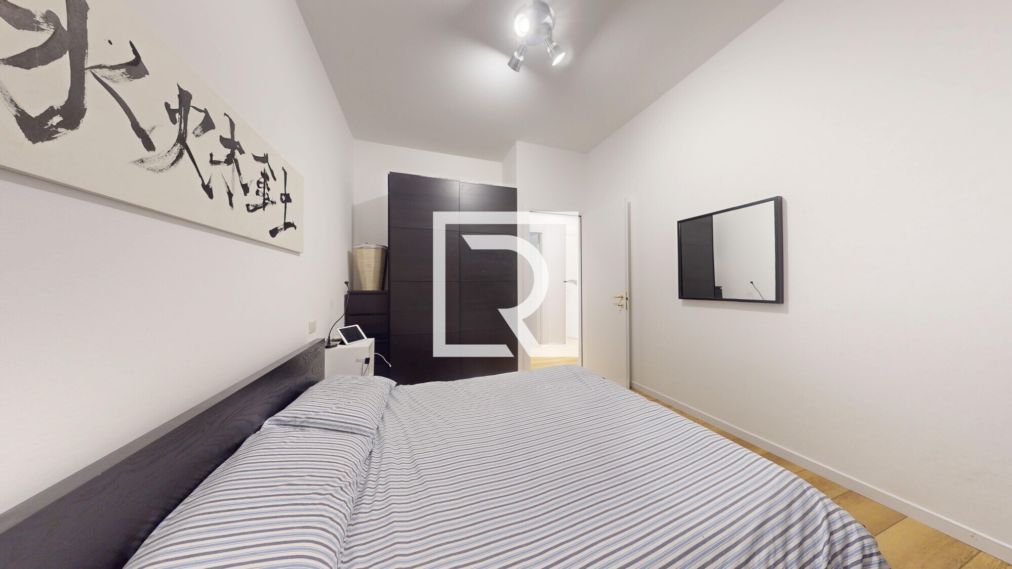 TRILOCALE-Via-Daverio-11262025_193220