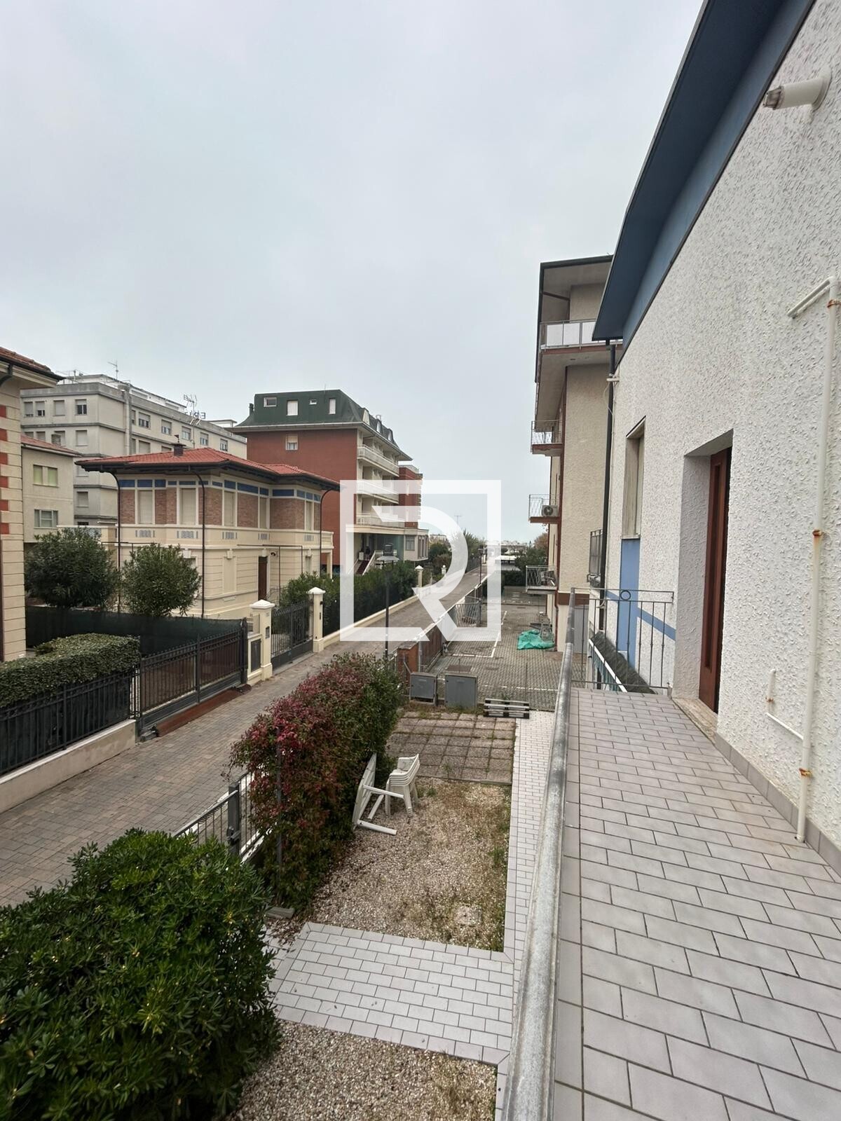 INGRESSO SU VIA MONTEGROTTO