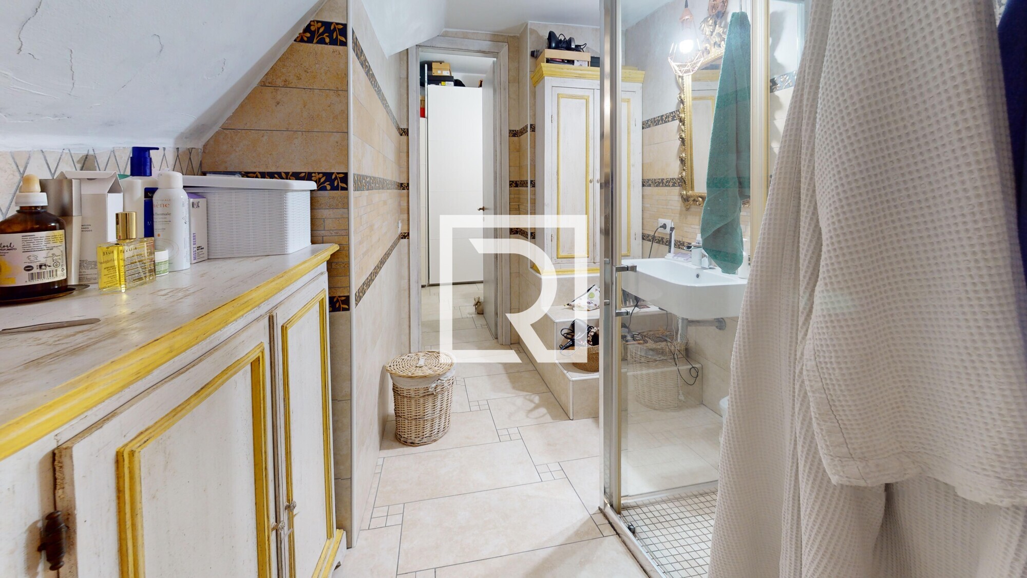 Via-Piemonte-11-P1-Bathroom