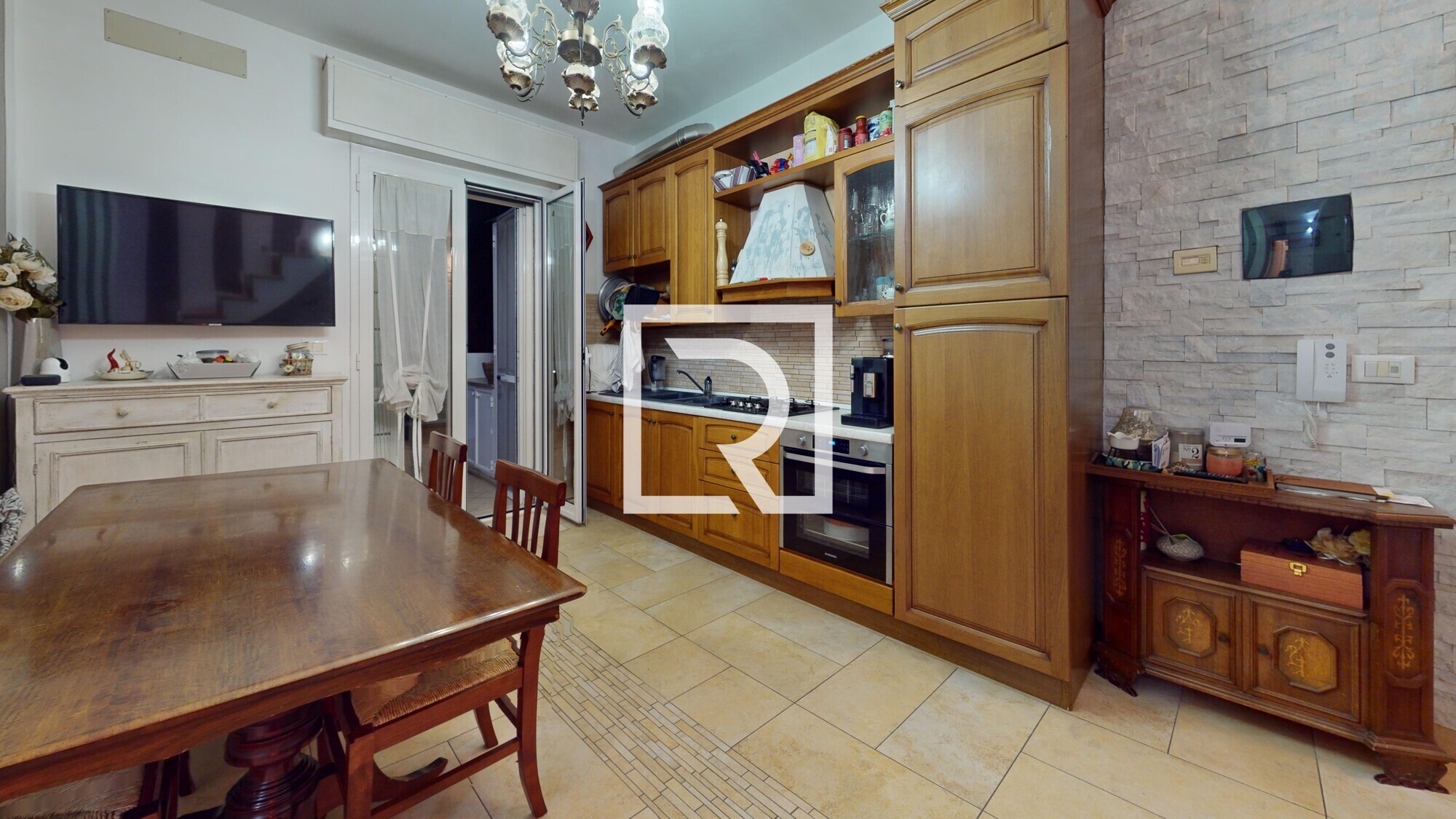 Via-Piemonte-11-P1-Kitchen