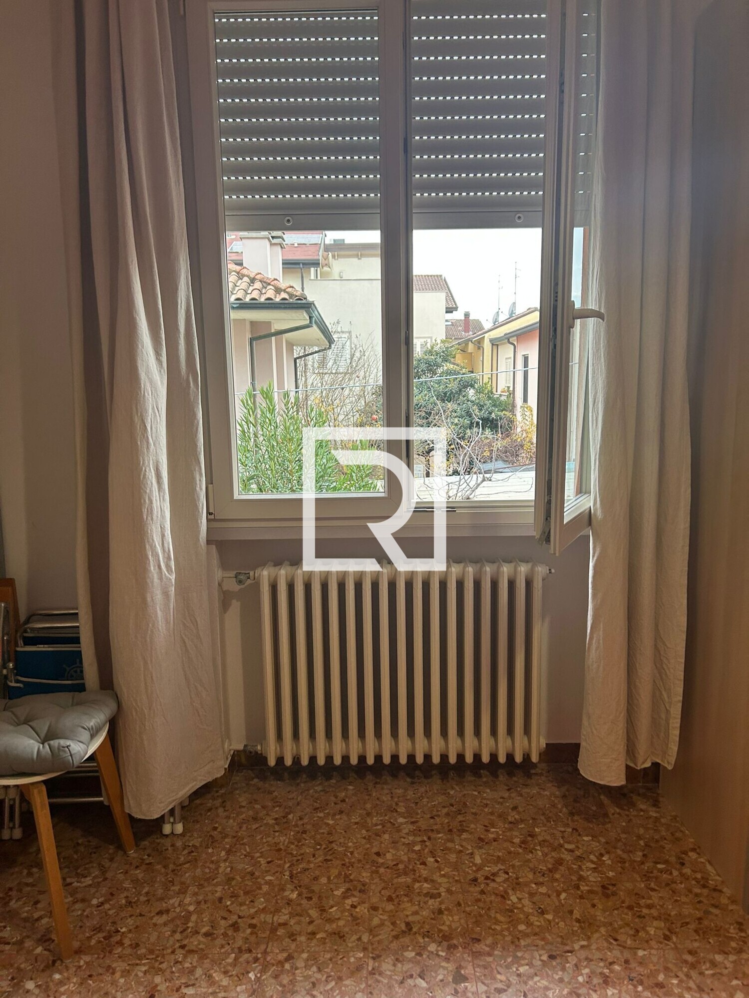 IFINESTRA STANZA MATRIMONIALE