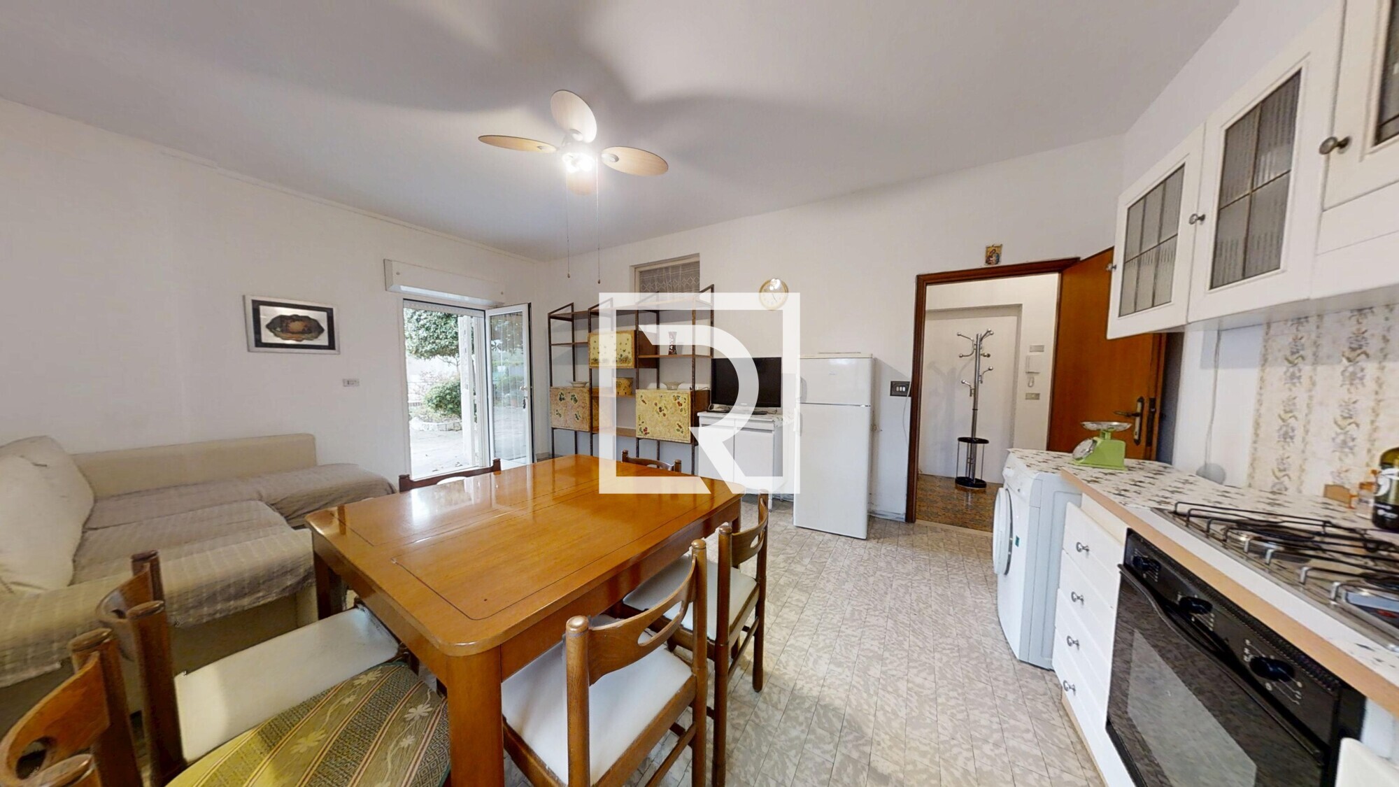 APPARTAMENTO-PIANO-TERRA-CON-GIARDINO-PRIVATO-E-GARAGE-11292025_104237