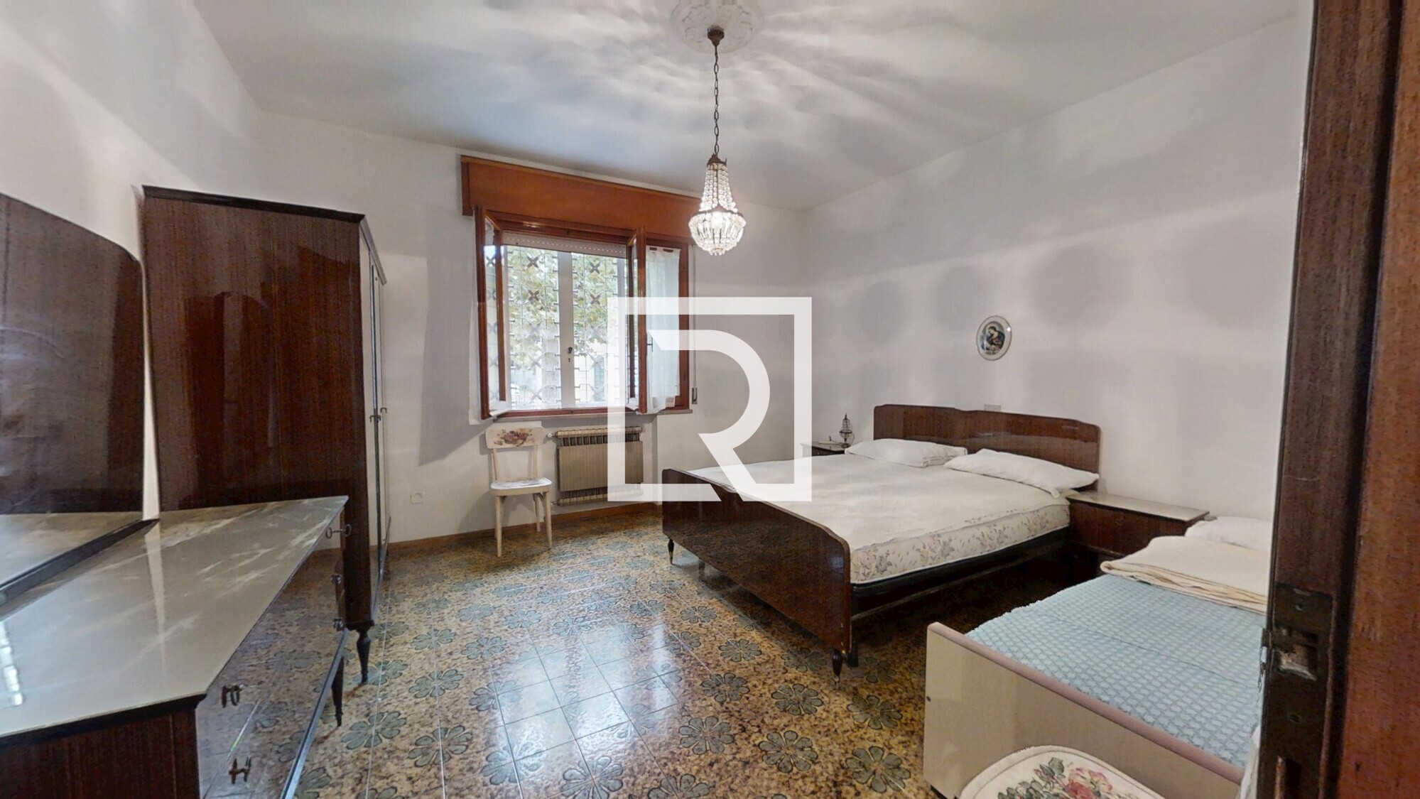 APPARTAMENTO-PIANO-TERRA-CON-GIARDINO-PRIVATO-E-GARAGE-11292025_104133