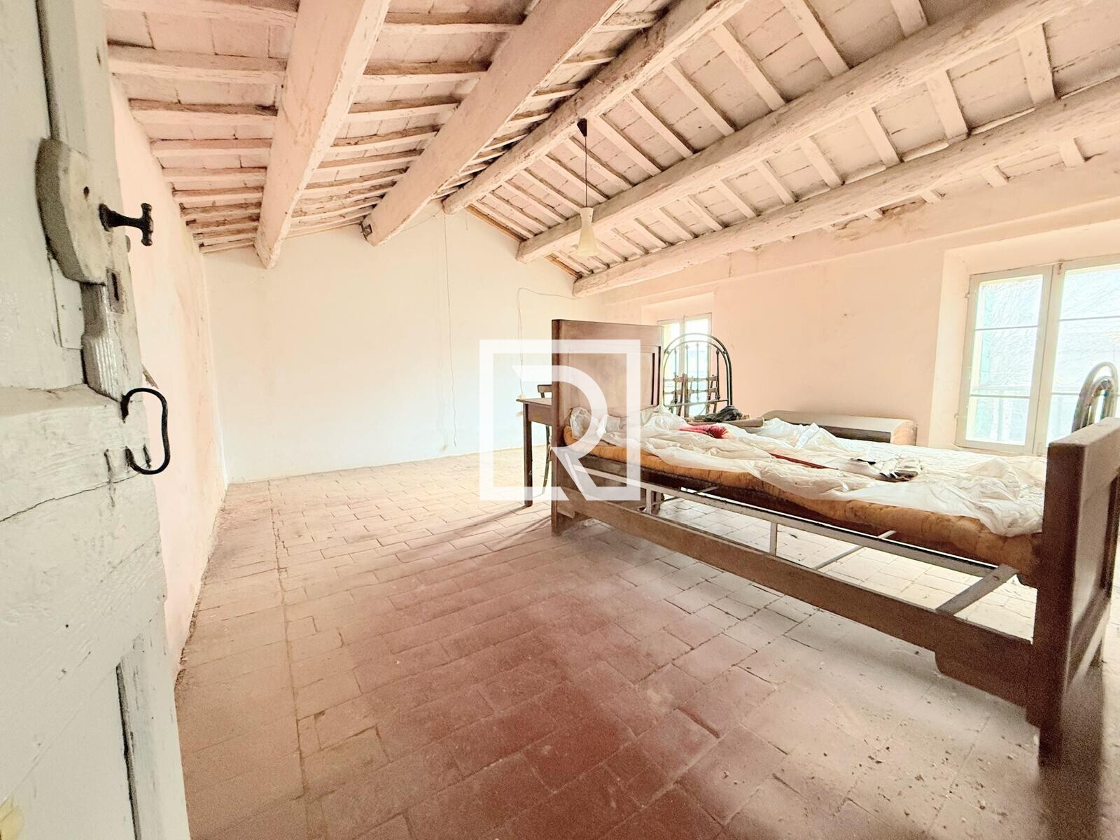 WhatsApp Image 2025-12-01 at 11.46.12