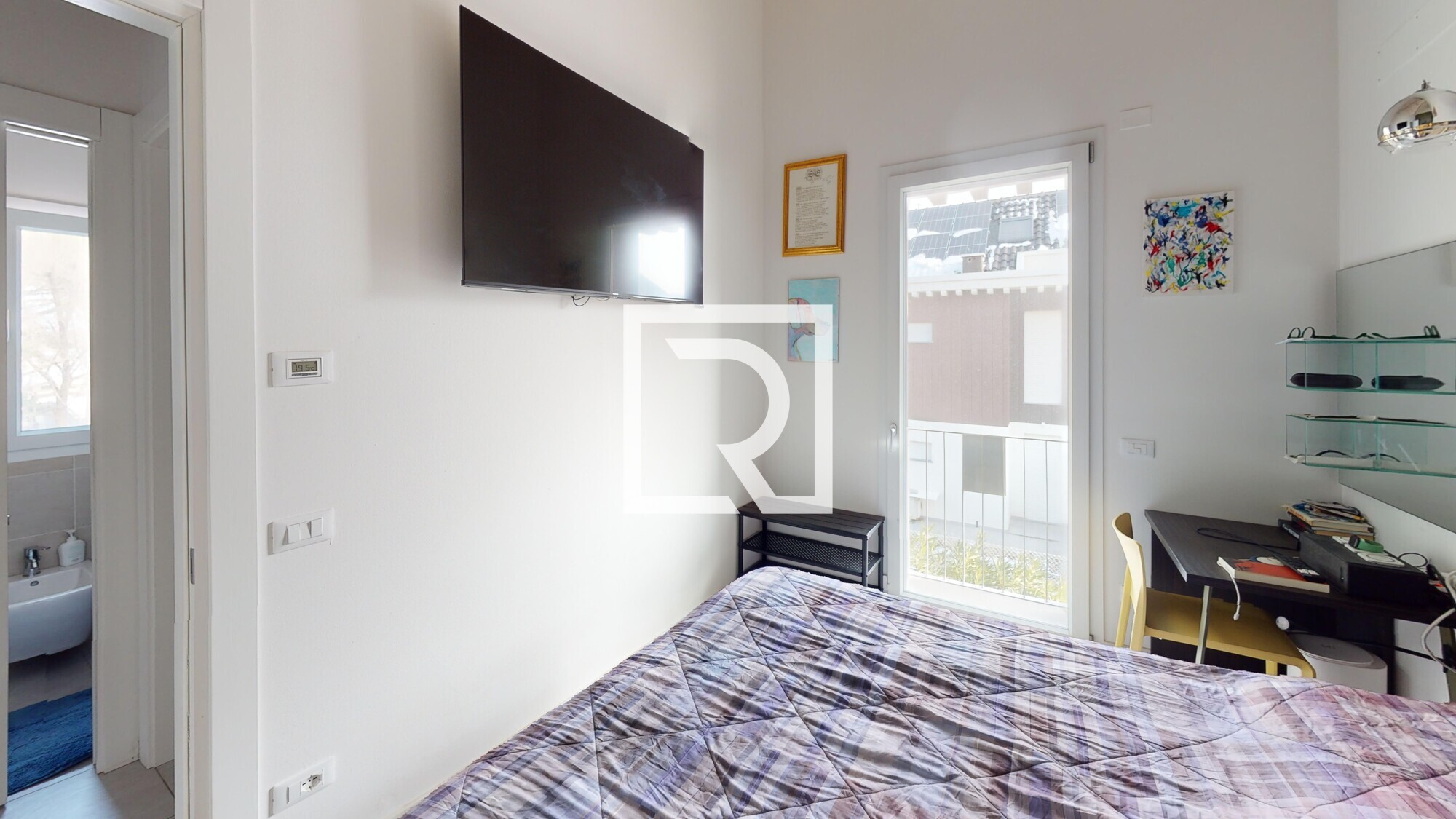 54-Via-Galeata-Bedroom