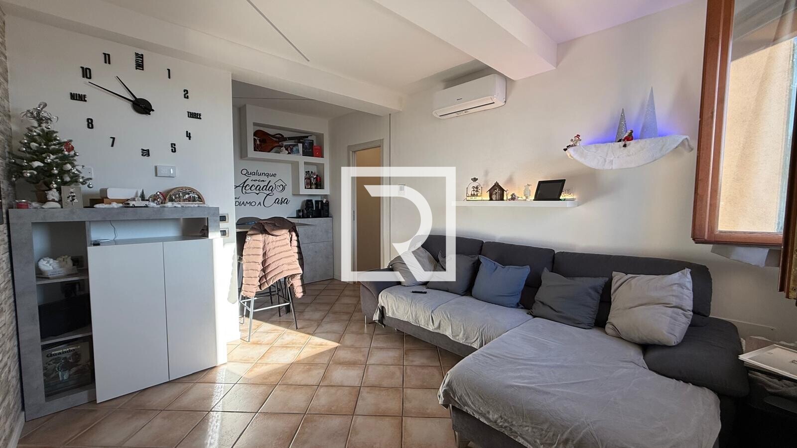 WhatsApp Image 2025-12-15 at 09.46.18