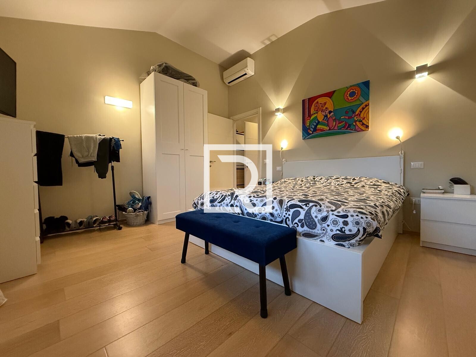 WhatsApp Image 2025-12-16 at 15.12.17 (1)