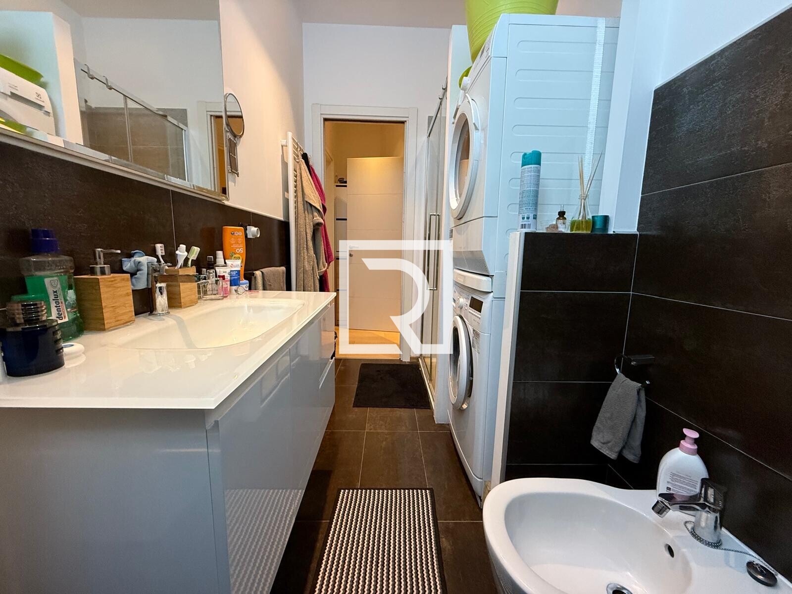 WhatsApp Image 2025-12-16 at 15.12.14