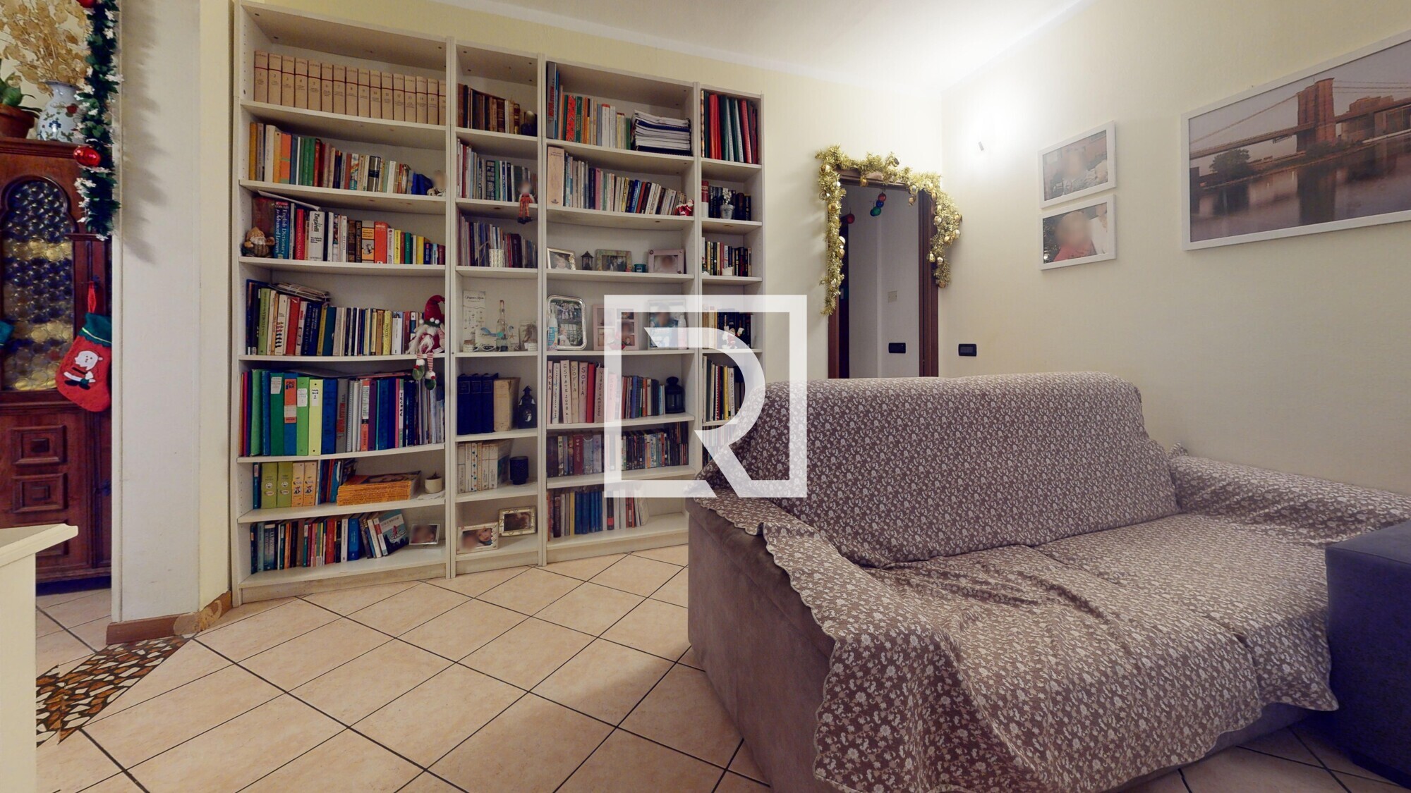 Quadrilocale-Living-Room