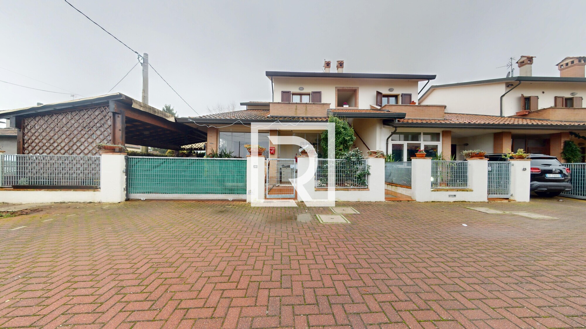 Quadrilocale-12222025_173923