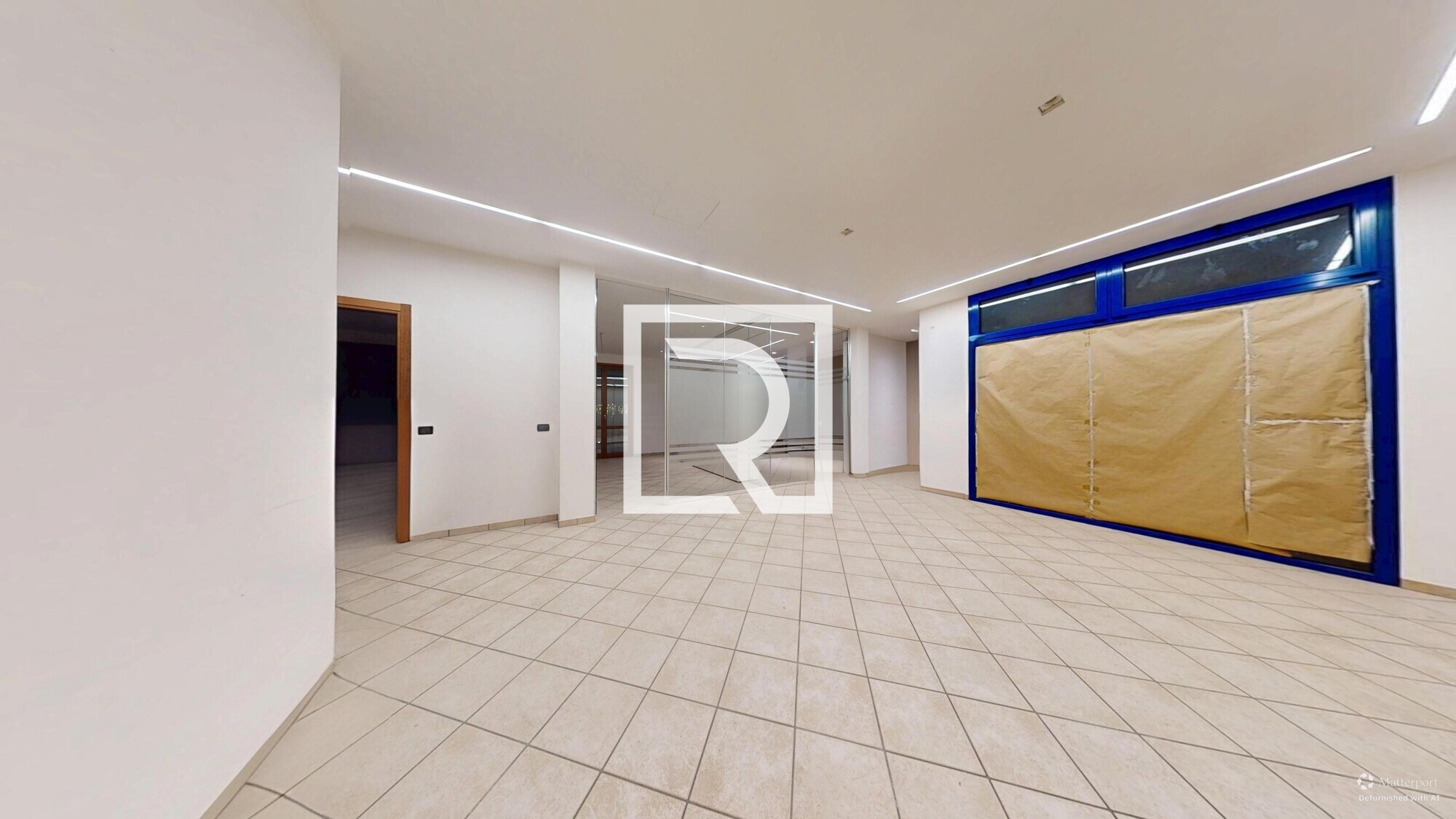 Negozio-Gambattola-Trasformabile-01082026_153849_defurnished