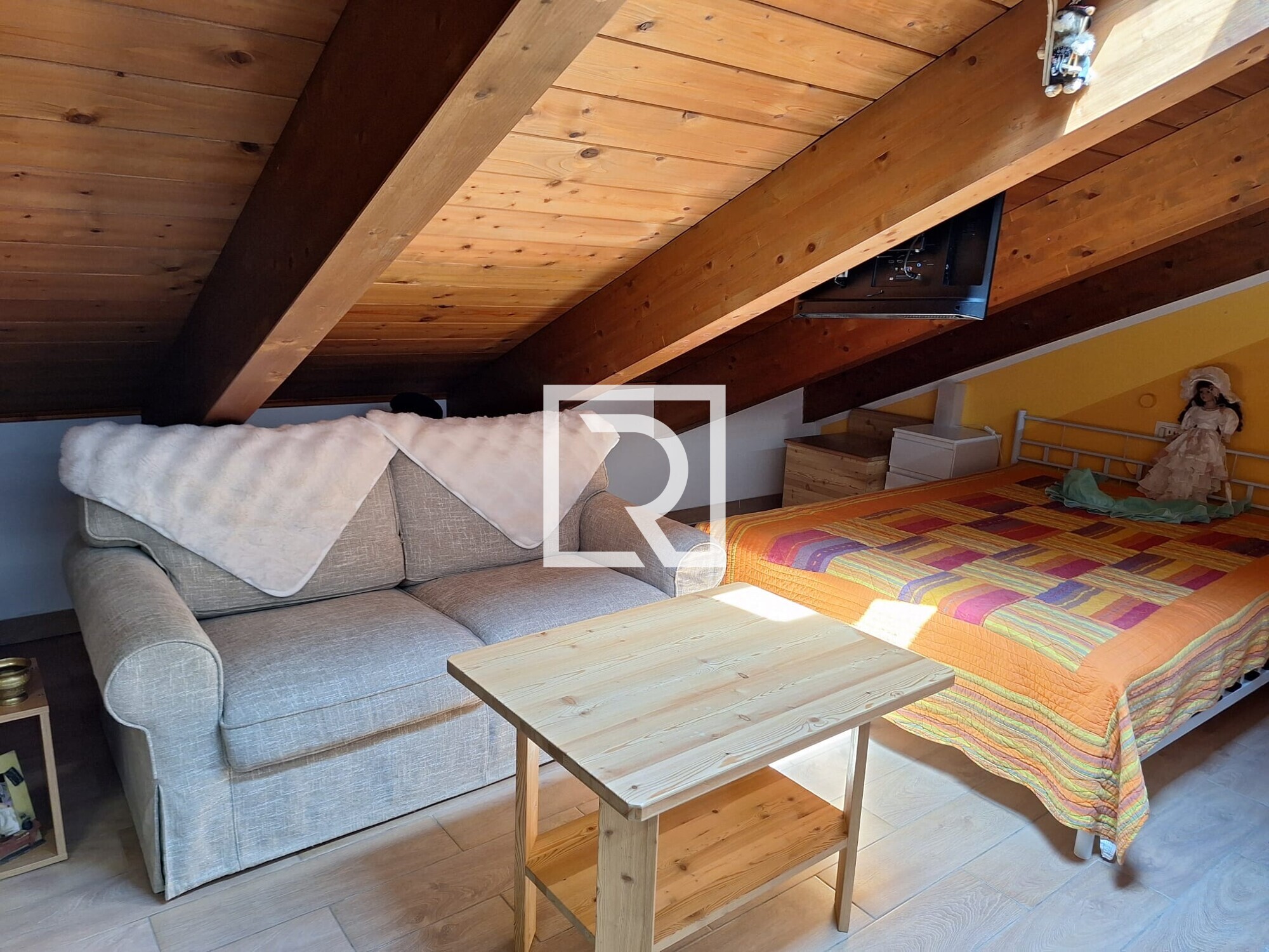 dc4f7228-eddc-4cf8-b1c5-961fce7815a1