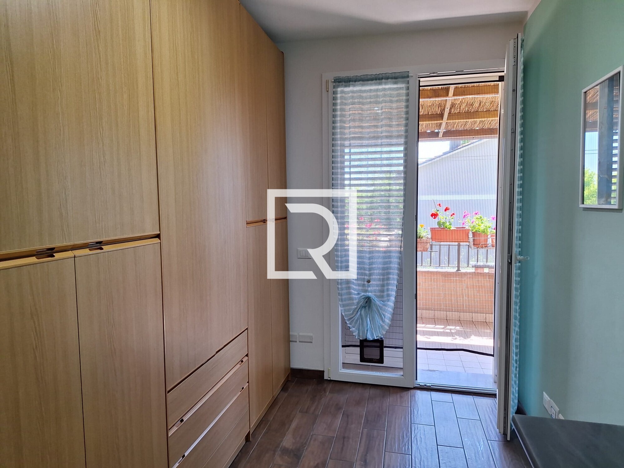 fd215b3f-568c-40f8-b59c-d541dc106ee8