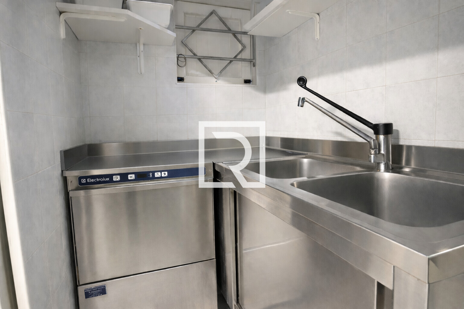 0f5e9866-58ef-4b88-87e0-9e0a0576390a