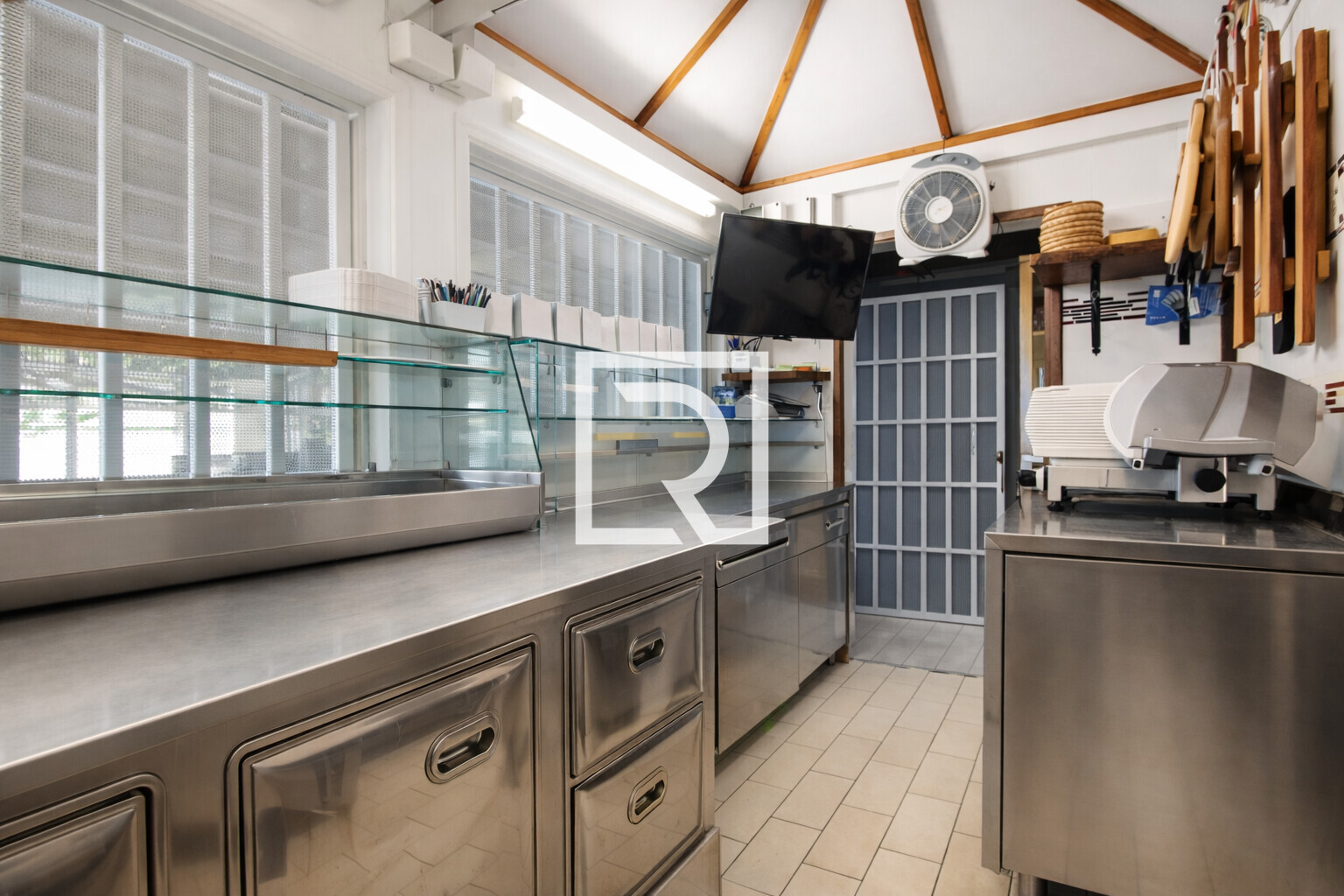 78c31393-8eff-4225-a5aa-f055878c5c34