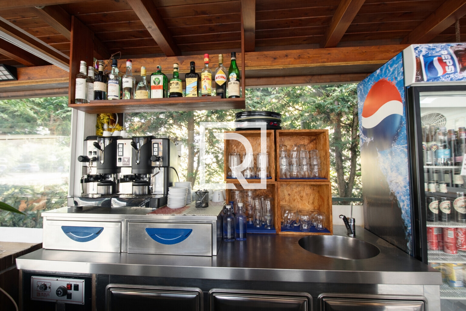 f8c501ed-79fa-4379-9012-2ba6665669ec