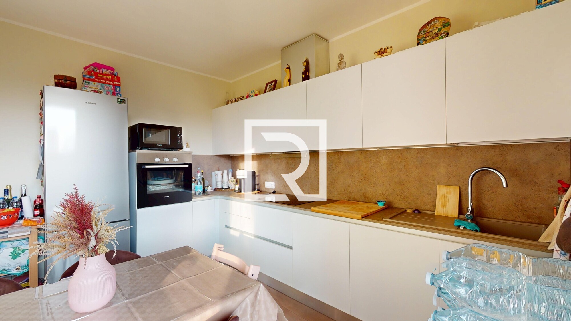 VILLETTA-A-SCHIERA-CENTRALE-CLASSE-C-01152026_112759