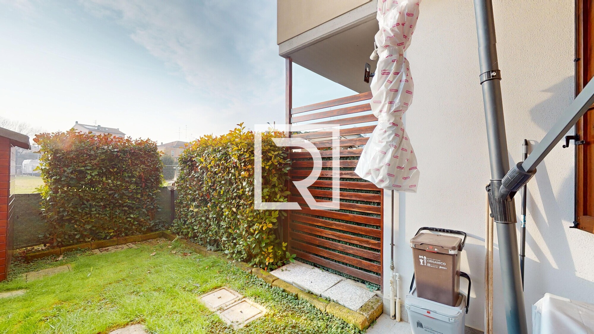 VILLETTA-A-SCHIERA-CENTRALE-CLASSE-C-01152026_112829