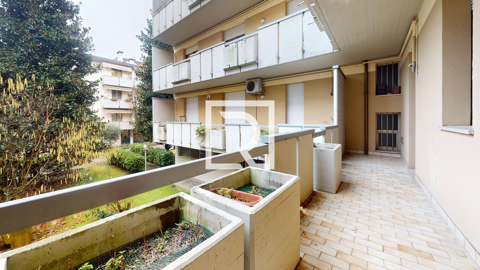 Quadrilocale-Zona-Parco-Urbano-Balcony