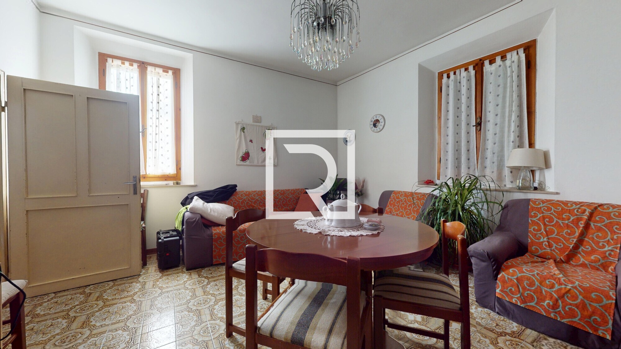 BIFAMILIARE-CON-GIARDINO-02032026_124343