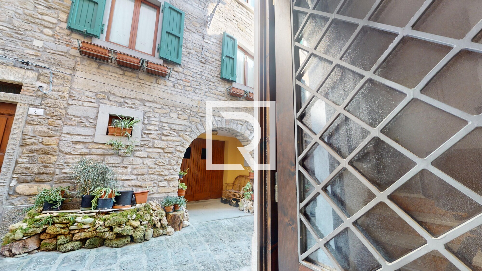 QUADRILOCALE-BORGO-ANTICO-A-PORTICO--03042026_165749