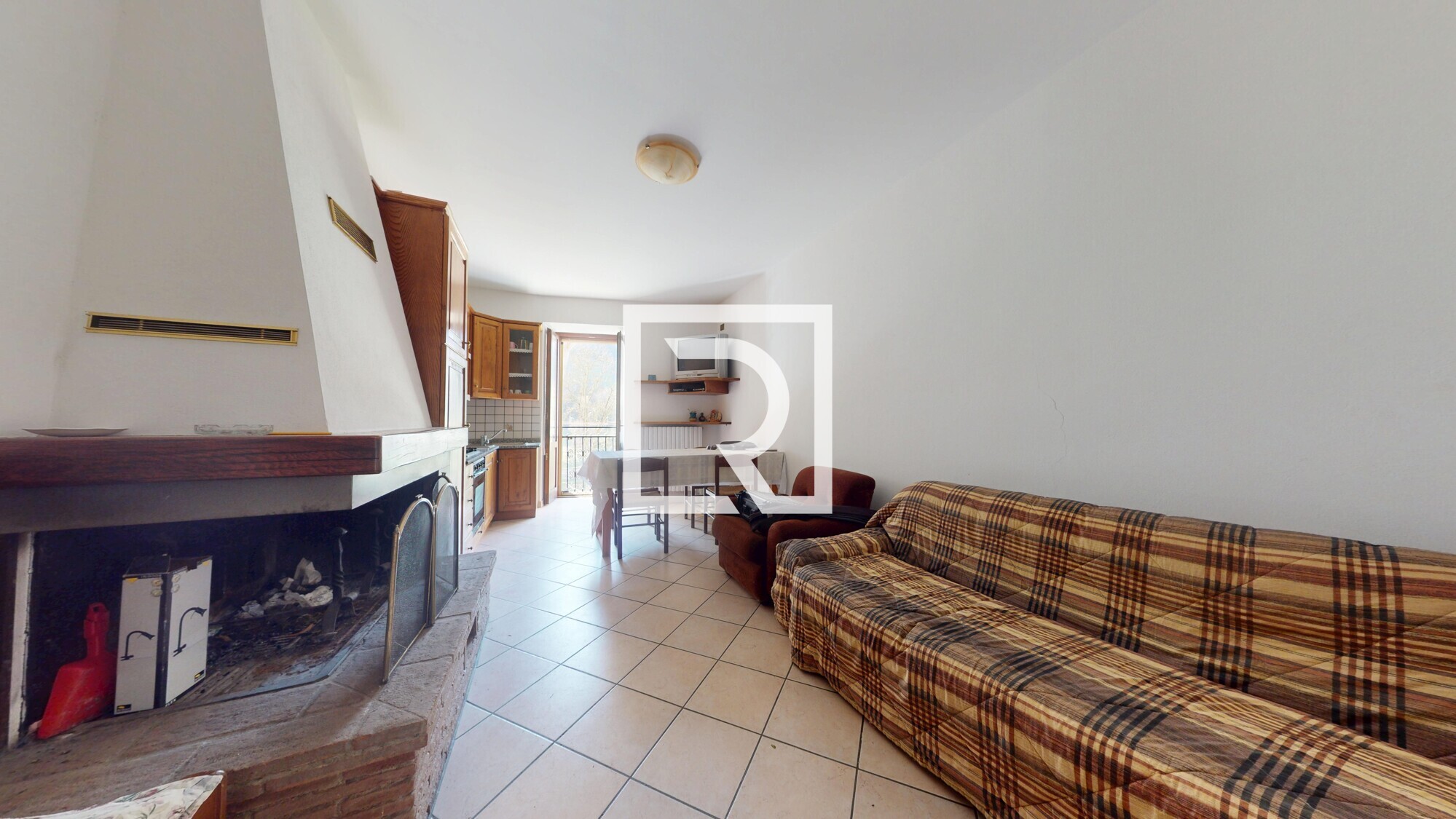 QUADRILOCALE-BORGO-ANTICO-A-PORTICO--03042026_170322