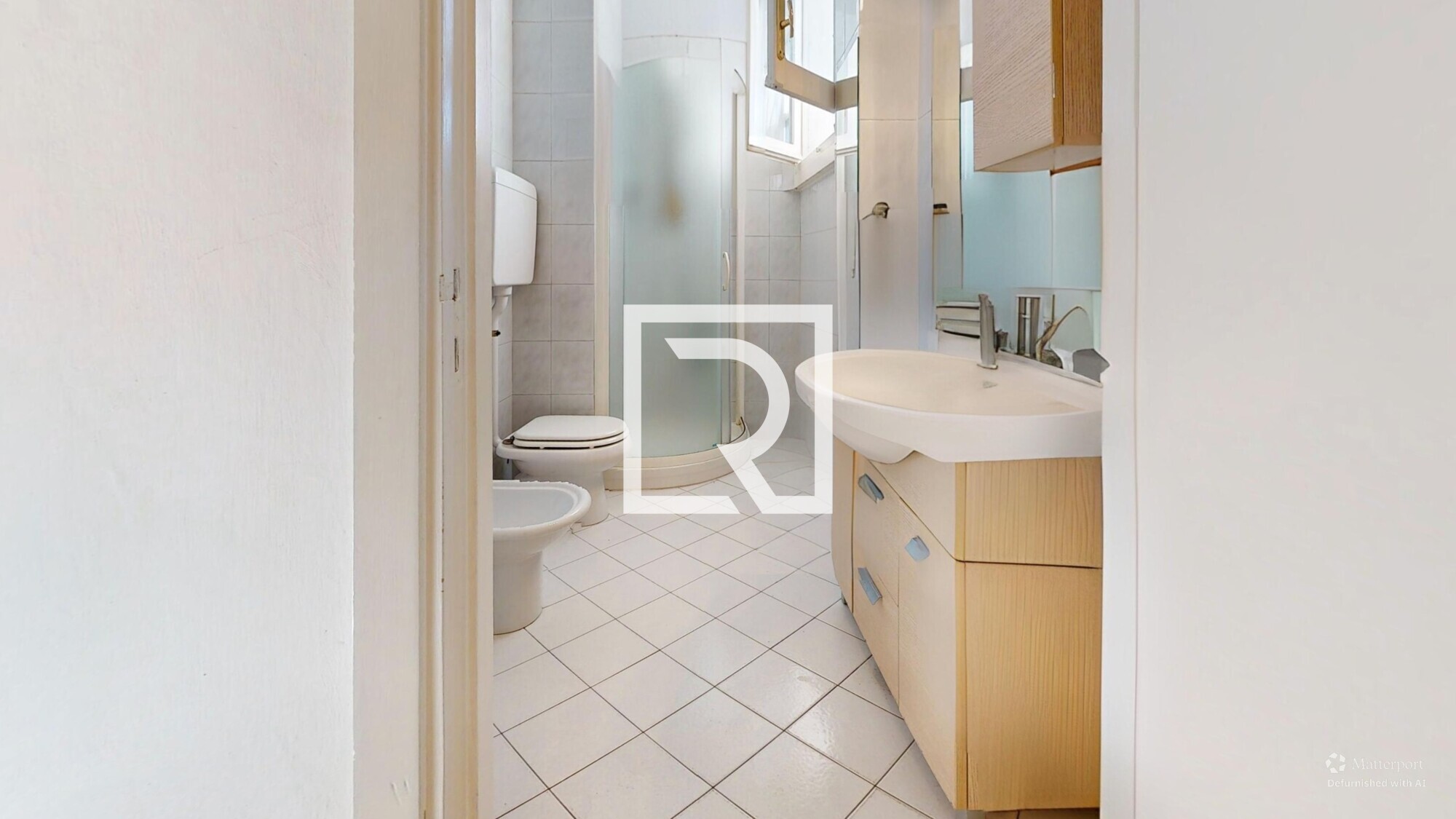 Bathroom-Defurnished