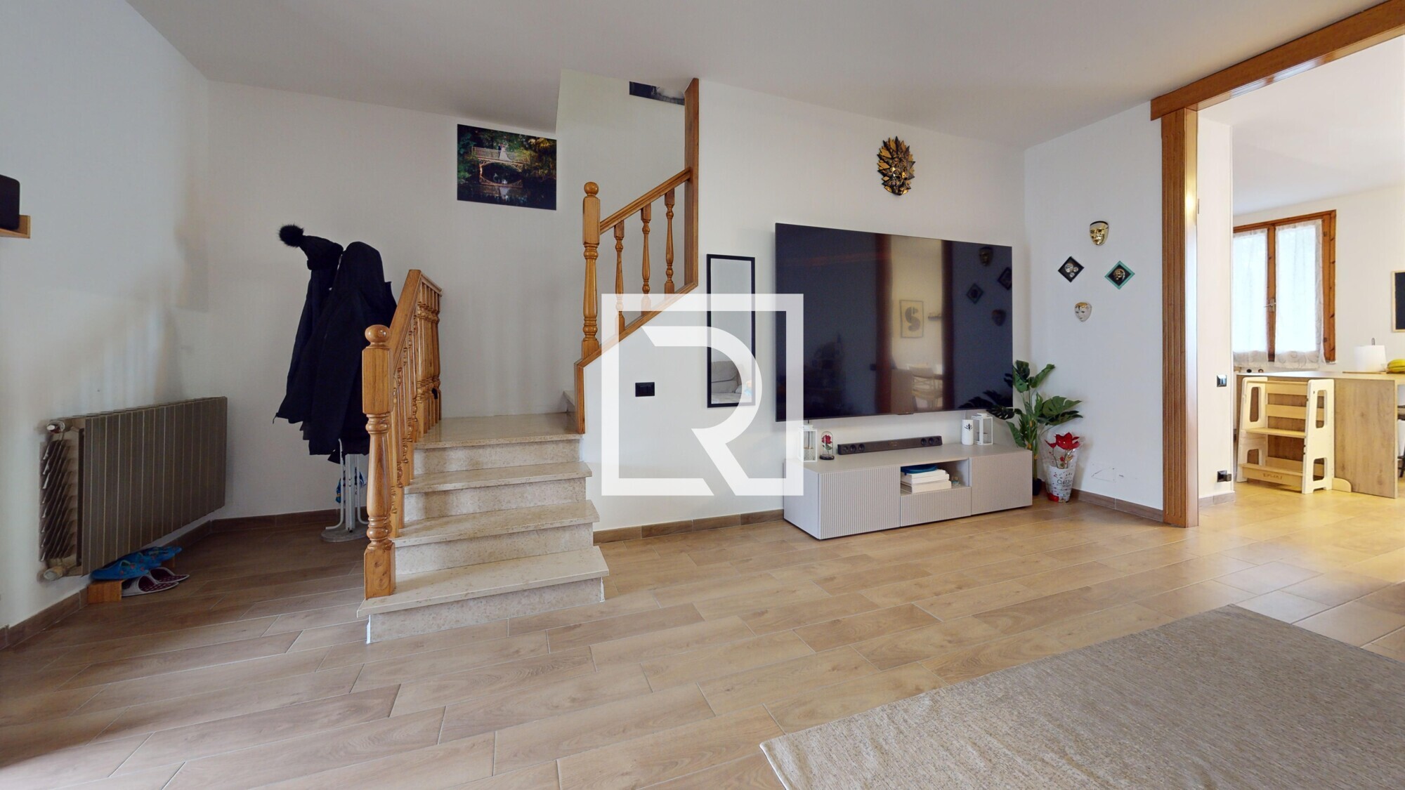 villetta-centrale-3-camere-da-letto-nuova-Living-Room 2