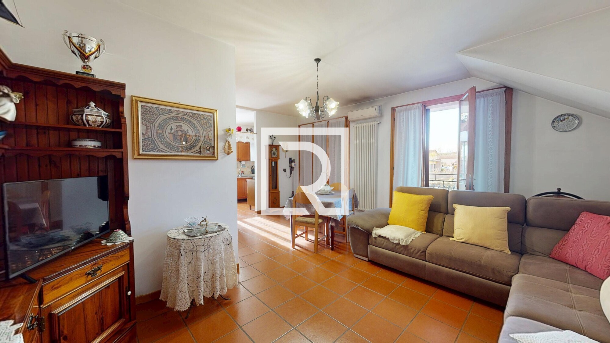 APPARTAMENTO-QUADRILOCALE-CON-100MQ-DI-CANTINA-SAN-MAURO-MARE-02042026_161758