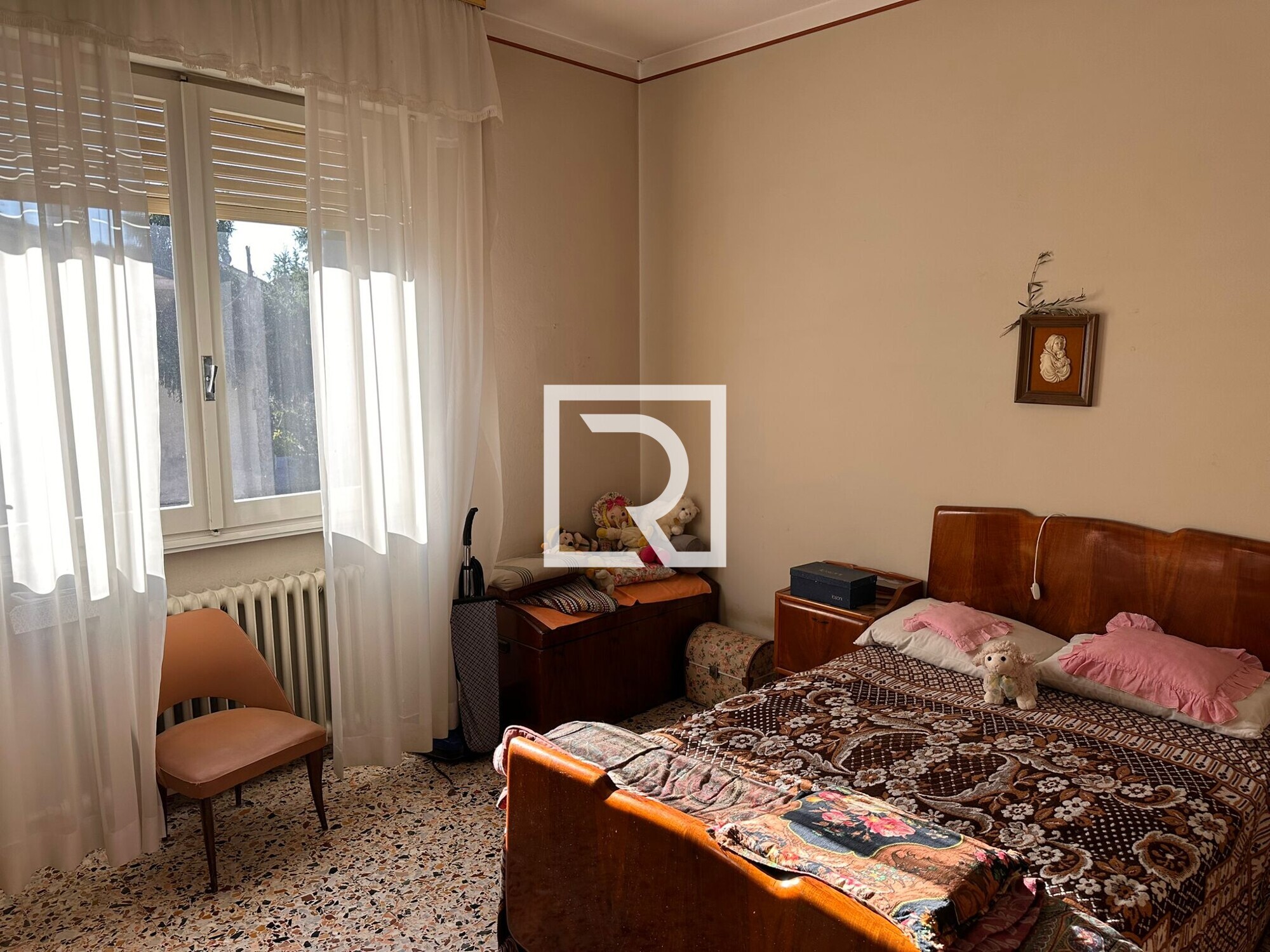 2c6a8d7f-c26e-4118-8ad8-2348f07f6e8d