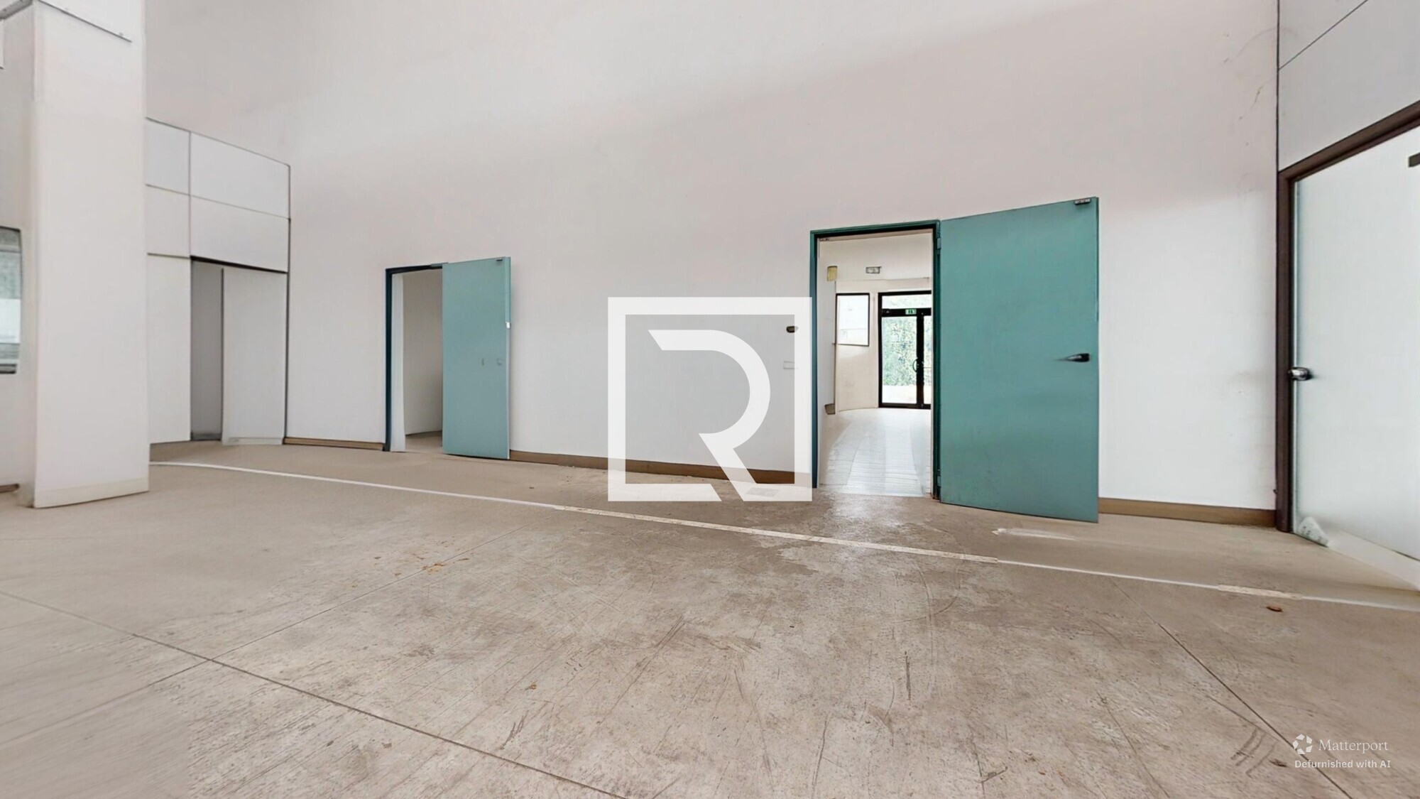 Photo-16-Defurnished