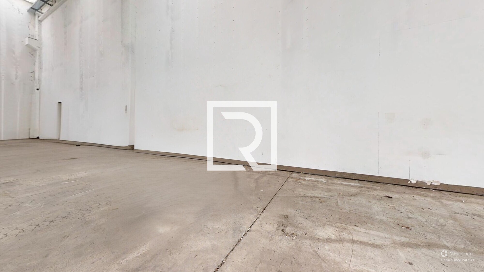 Photo-23-Defurnished